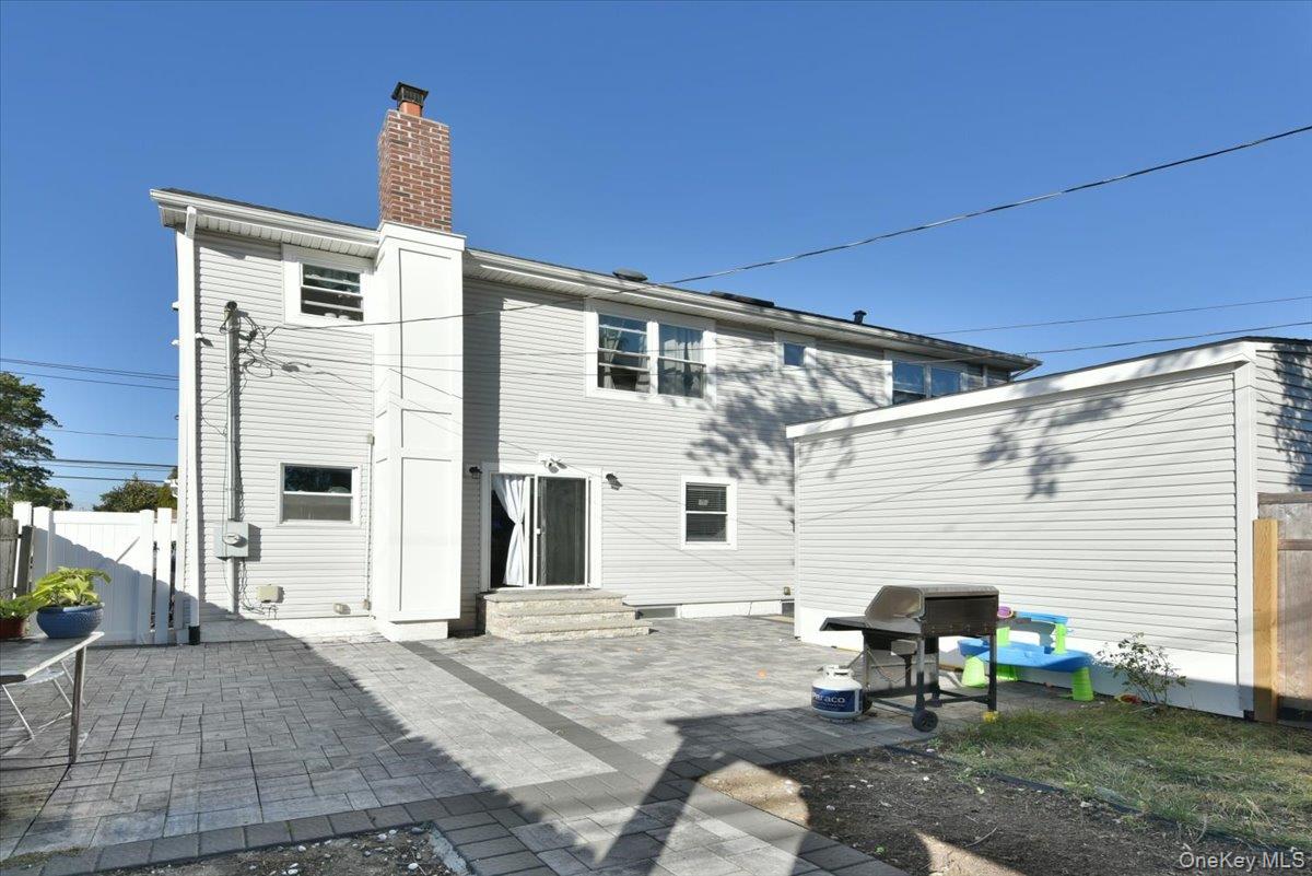 2093 Baylis Avenue, Elmont, NY 11003