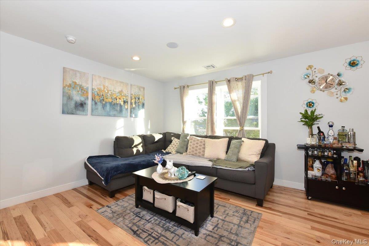 2093 Baylis Avenue, Elmont, NY 11003