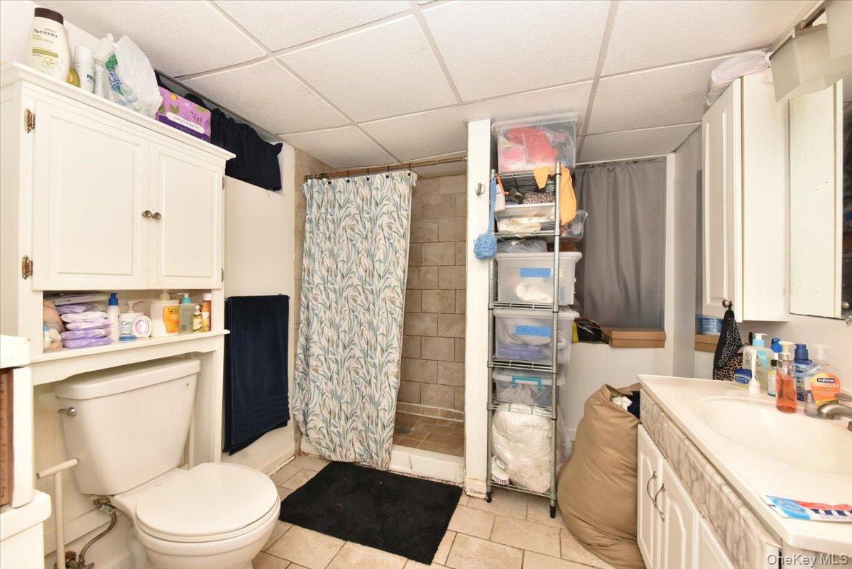 2093 Baylis Avenue, Elmont, NY 11003