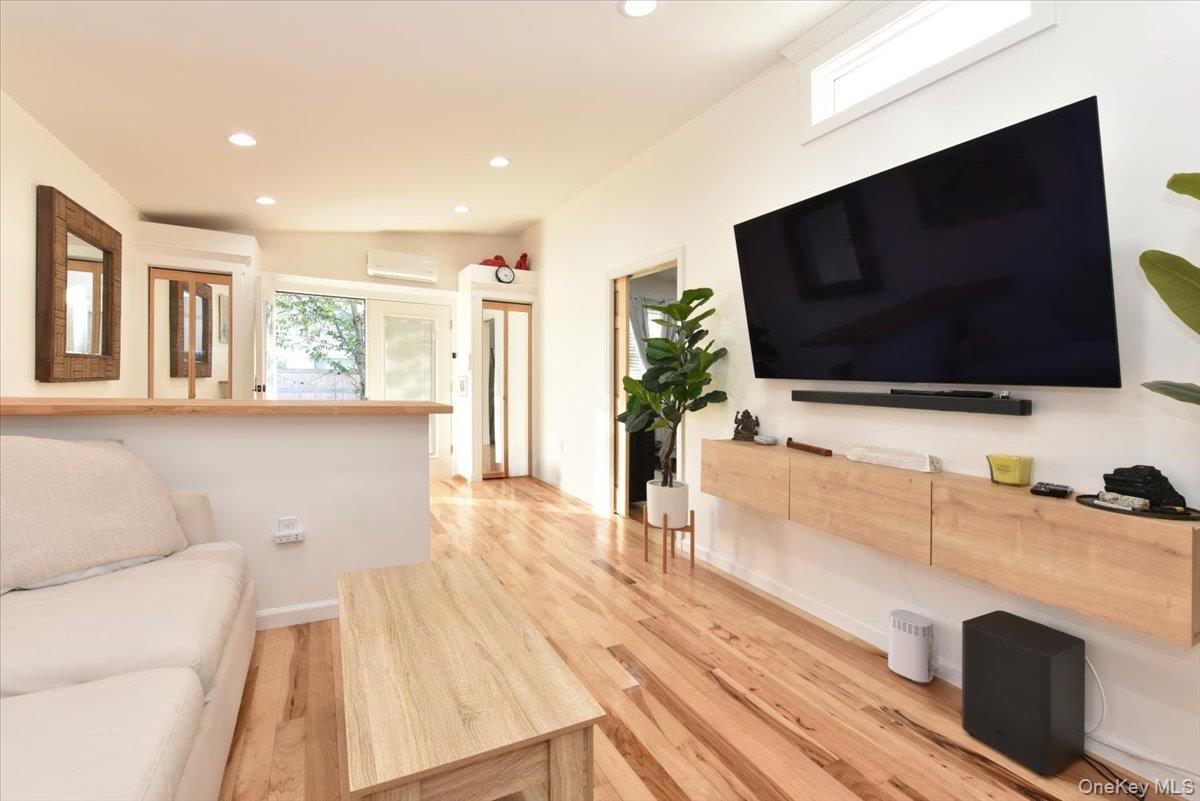 2093 Baylis Avenue, Elmont, NY 11003