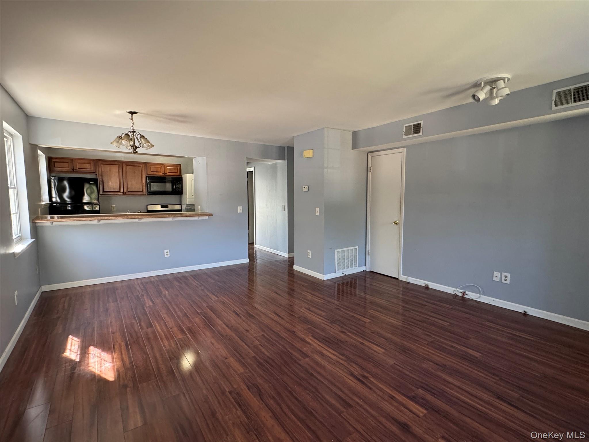 276 Temple Hill Road # 2201, New Windsor, NY 12553