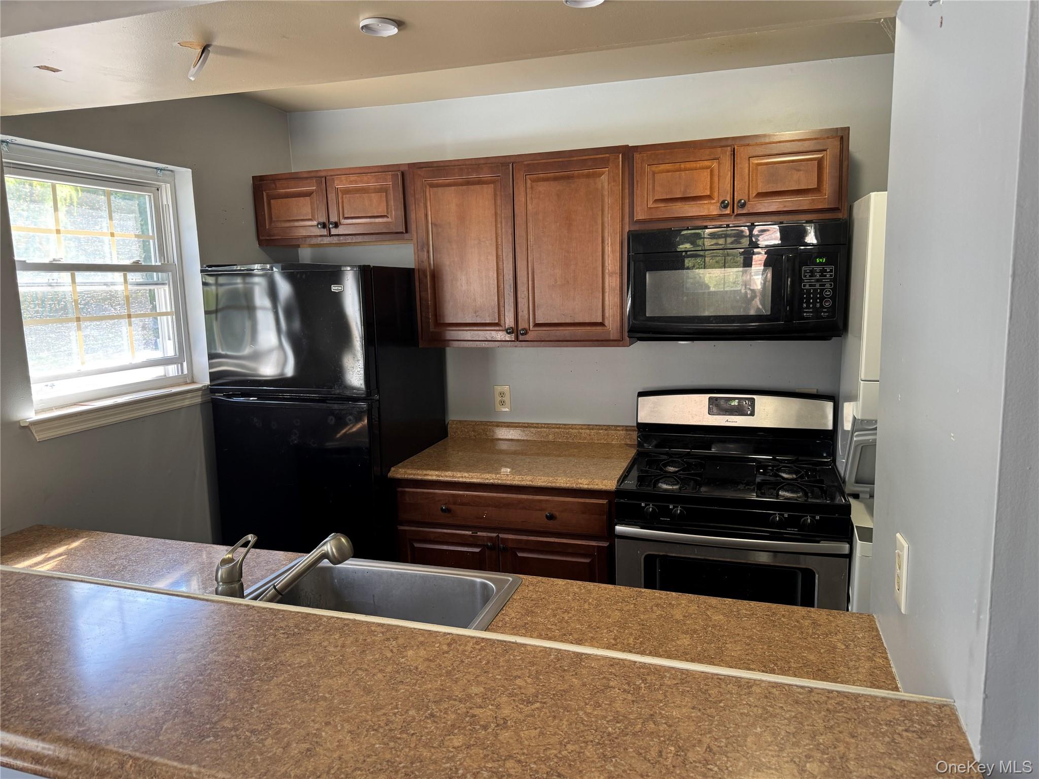 276 Temple Hill Road # 2201, New Windsor, NY 12553