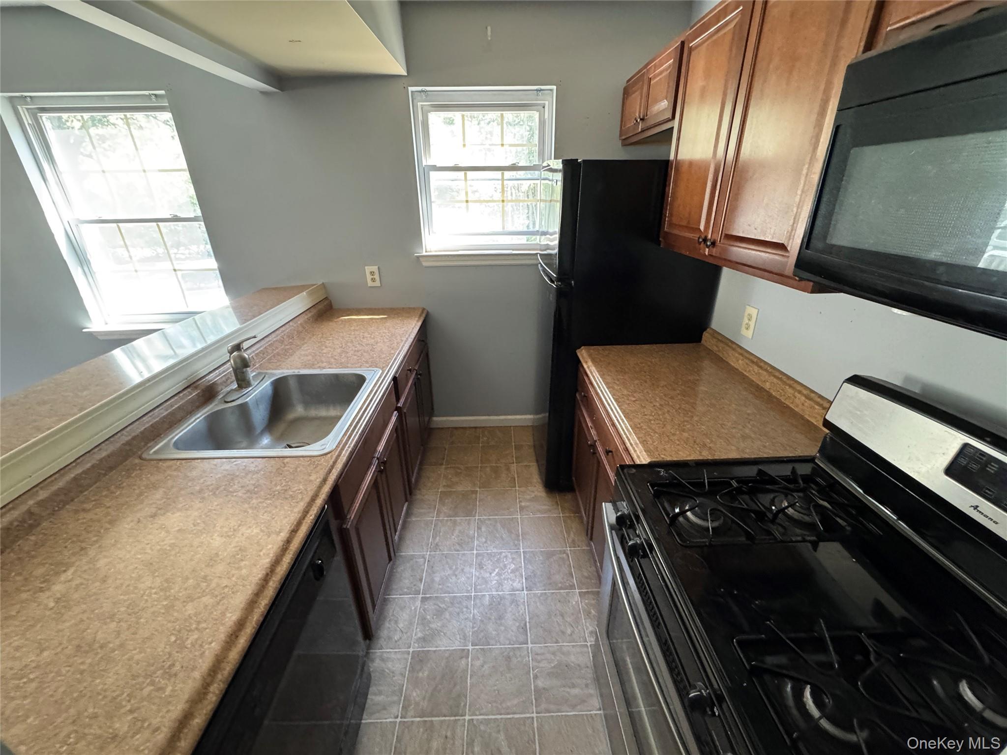 276 Temple Hill Road # 2201, New Windsor, NY 12553