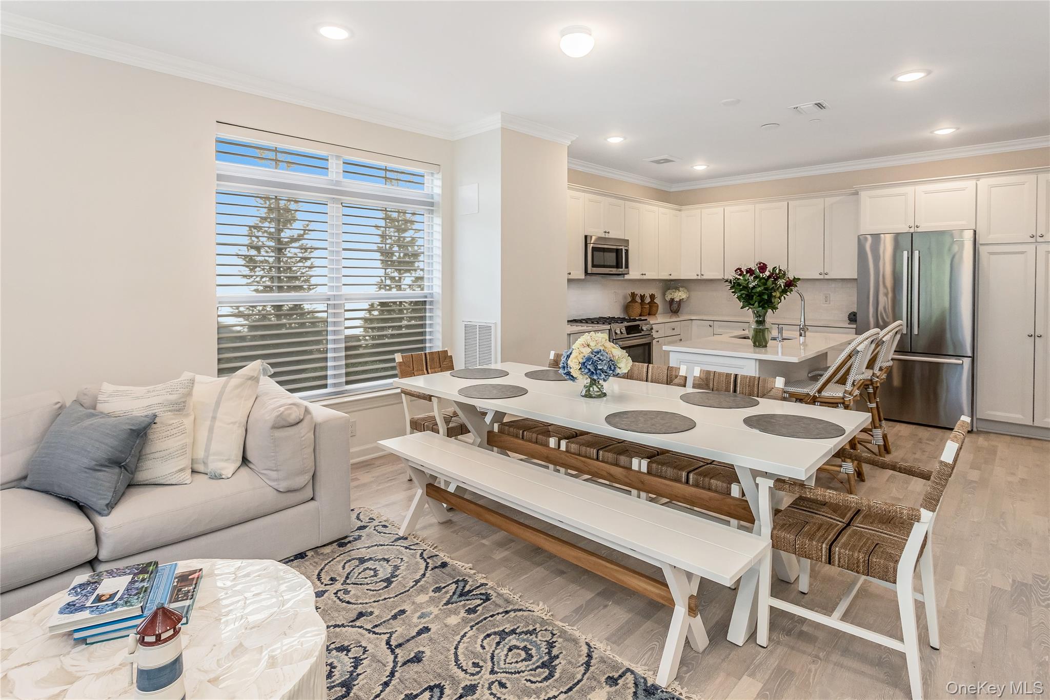 13 Seasons Way # 13, Dix Hills, NY 11746