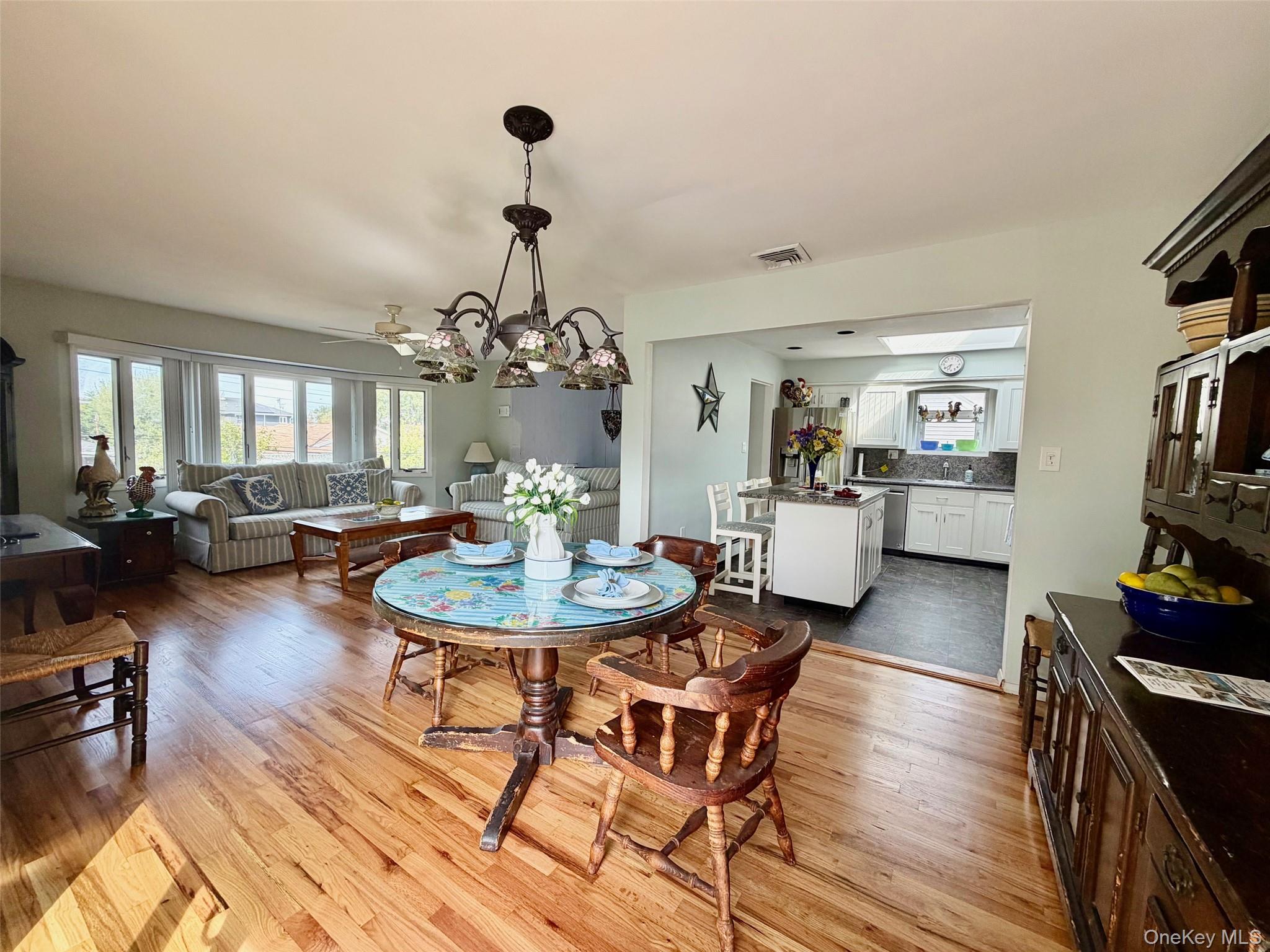 4081 Massachusetts Avenue, Island Park, NY 11558