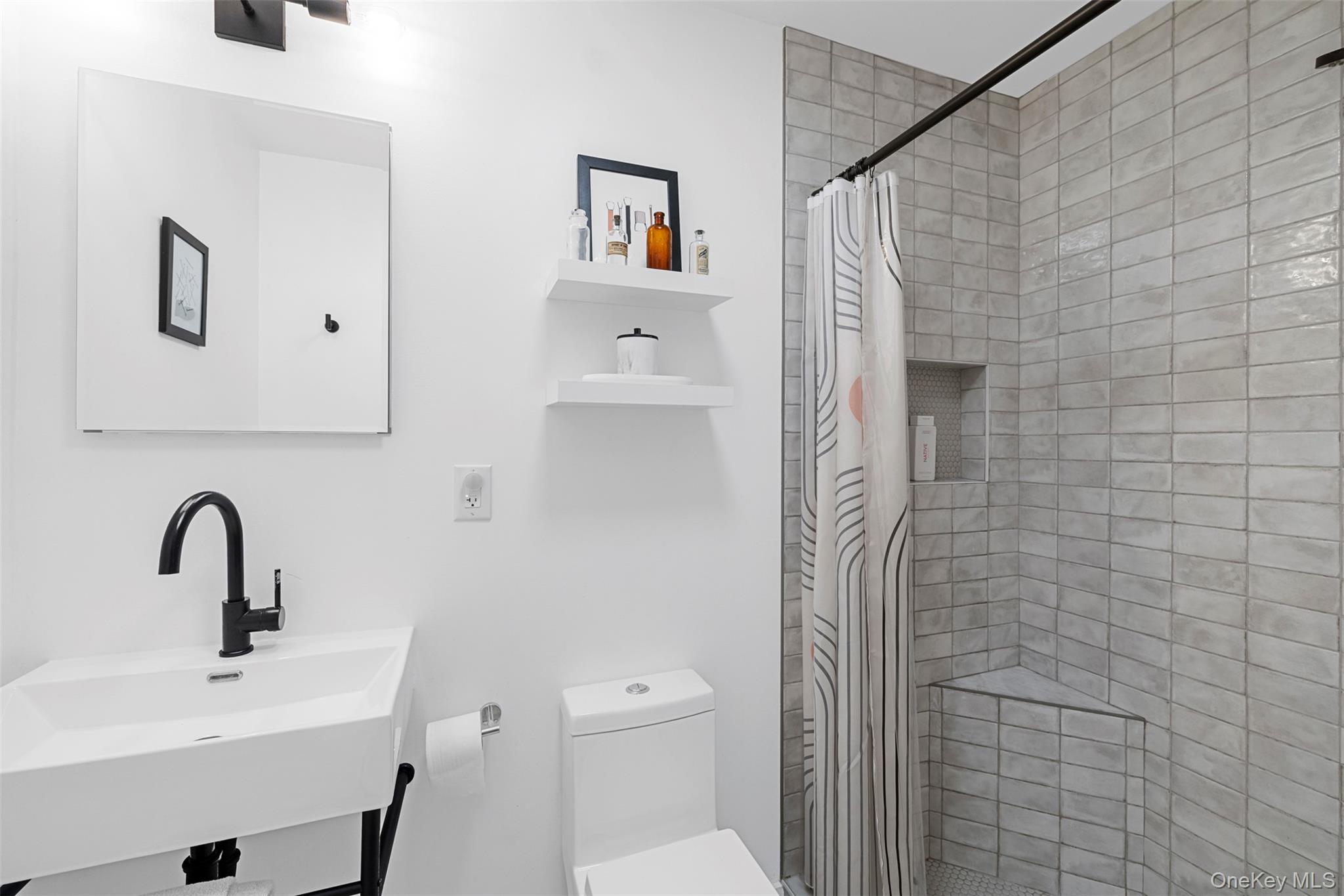 90 Van Dale Road, Woodstock, NY 12498