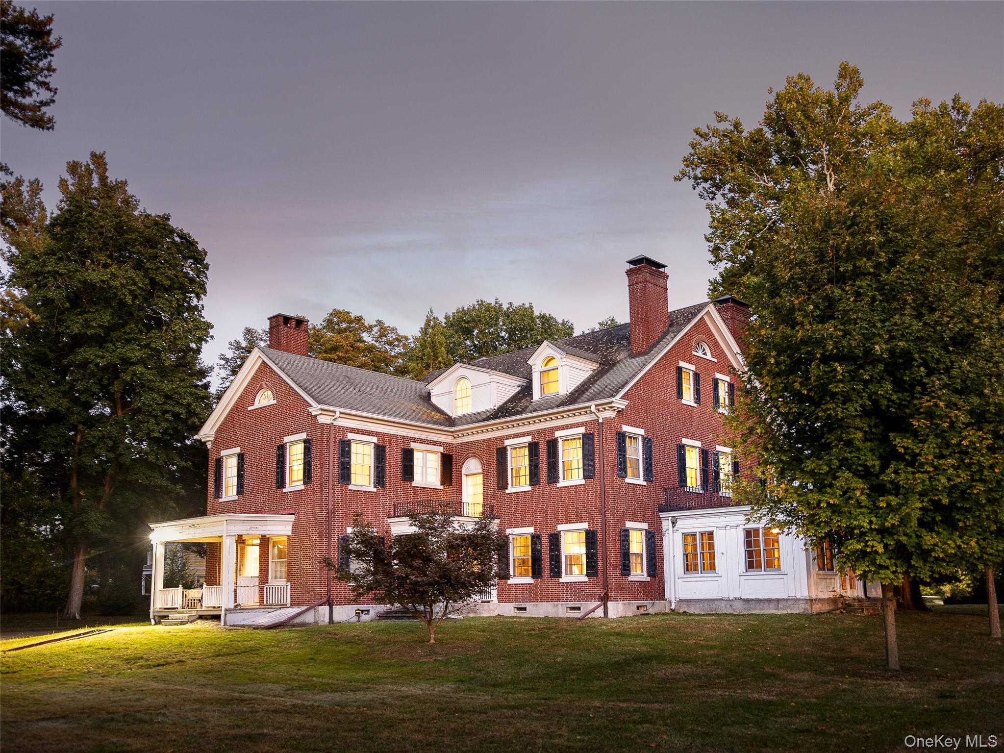 63 Colonial Avenue, Warwick, NY 10990