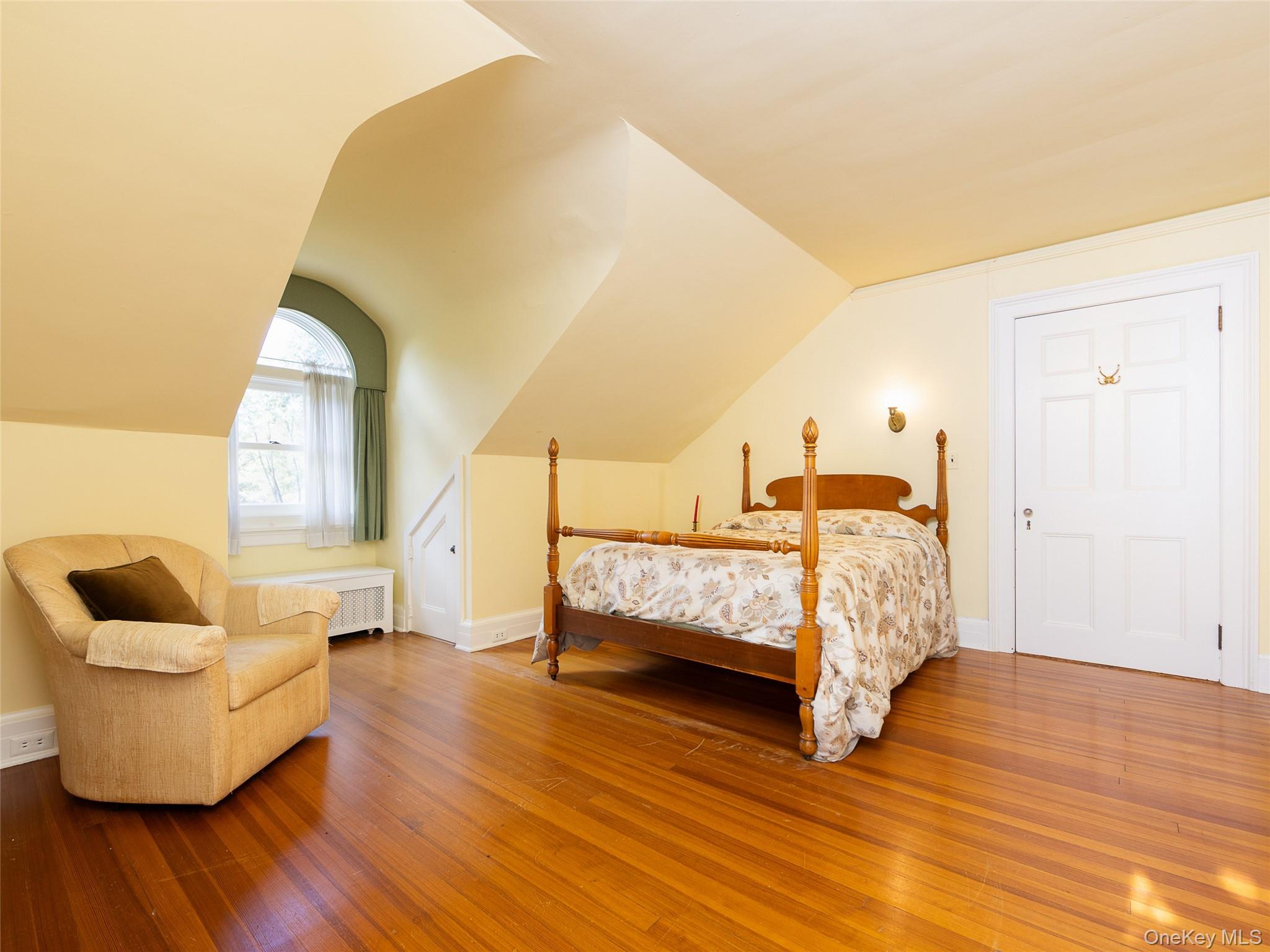 63 Colonial Avenue, Warwick, NY 10990