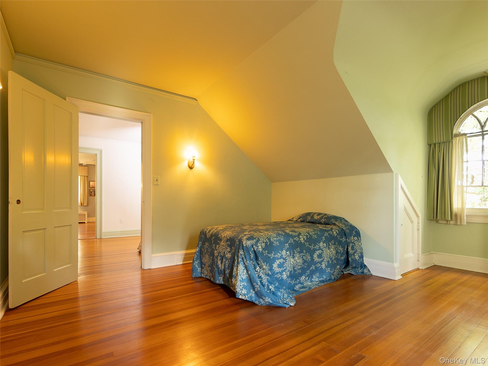 63 Colonial Avenue, Warwick, NY 10990