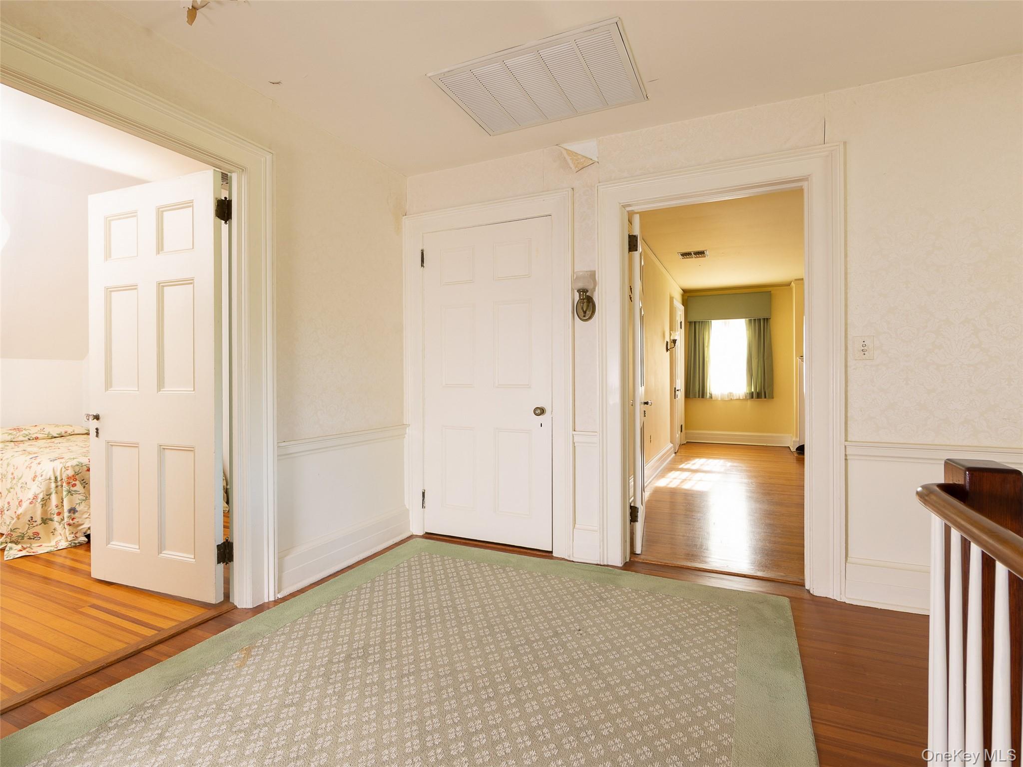 63 Colonial Avenue, Warwick, NY 10990