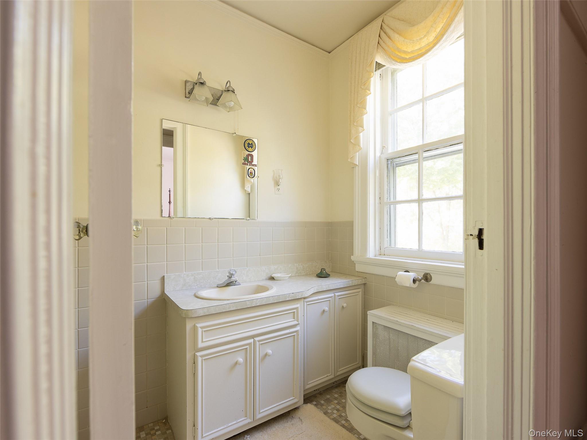 63 Colonial Avenue, Warwick, NY 10990