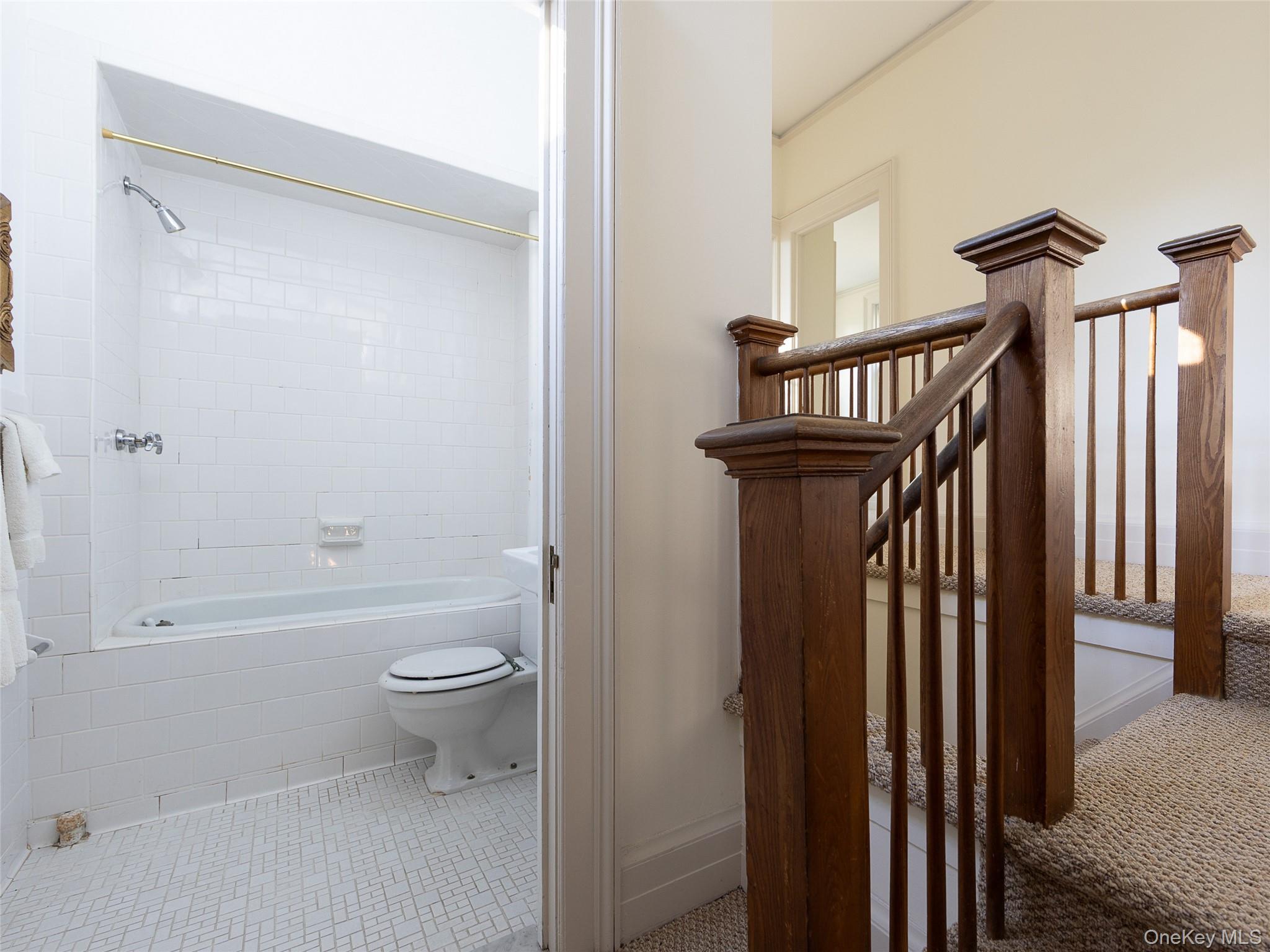 63 Colonial Avenue, Warwick, NY 10990