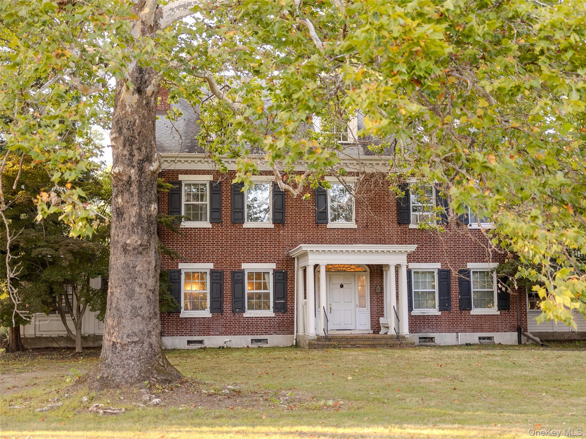 63 Colonial Avenue, Warwick, NY 10990