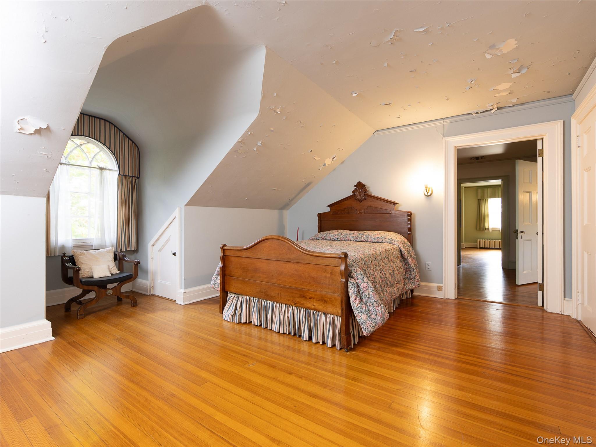 63 Colonial Avenue, Warwick, NY 10990