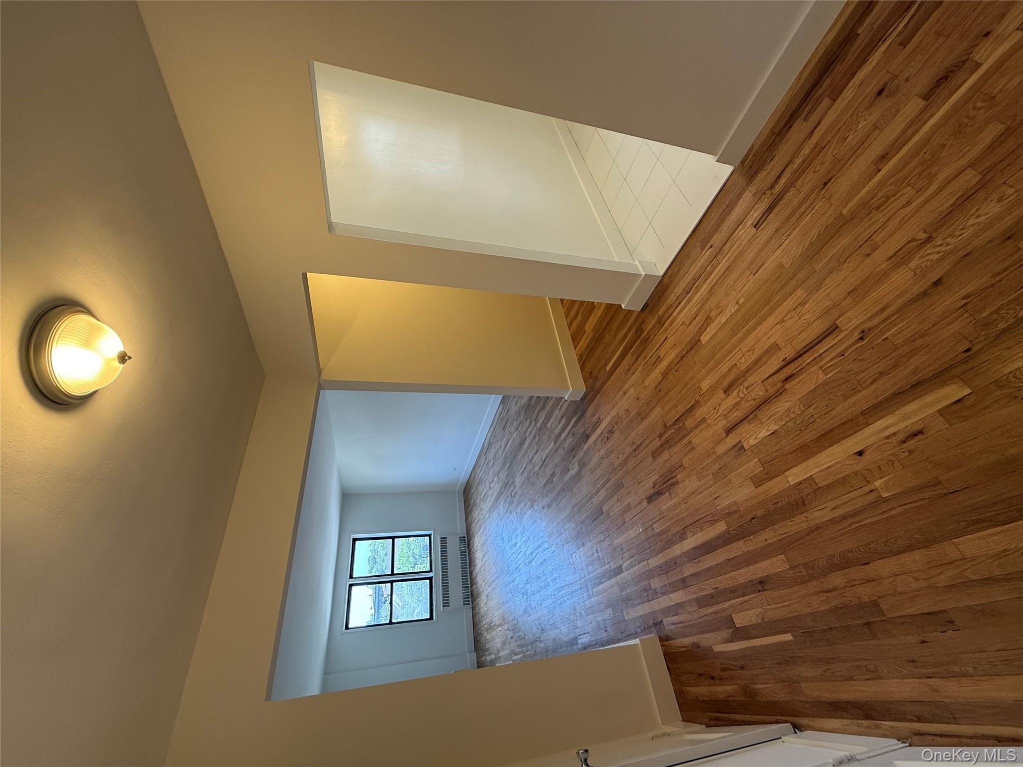 71-11 Yellowstone Boulevard # 7R, Forest Hills, NY 11375