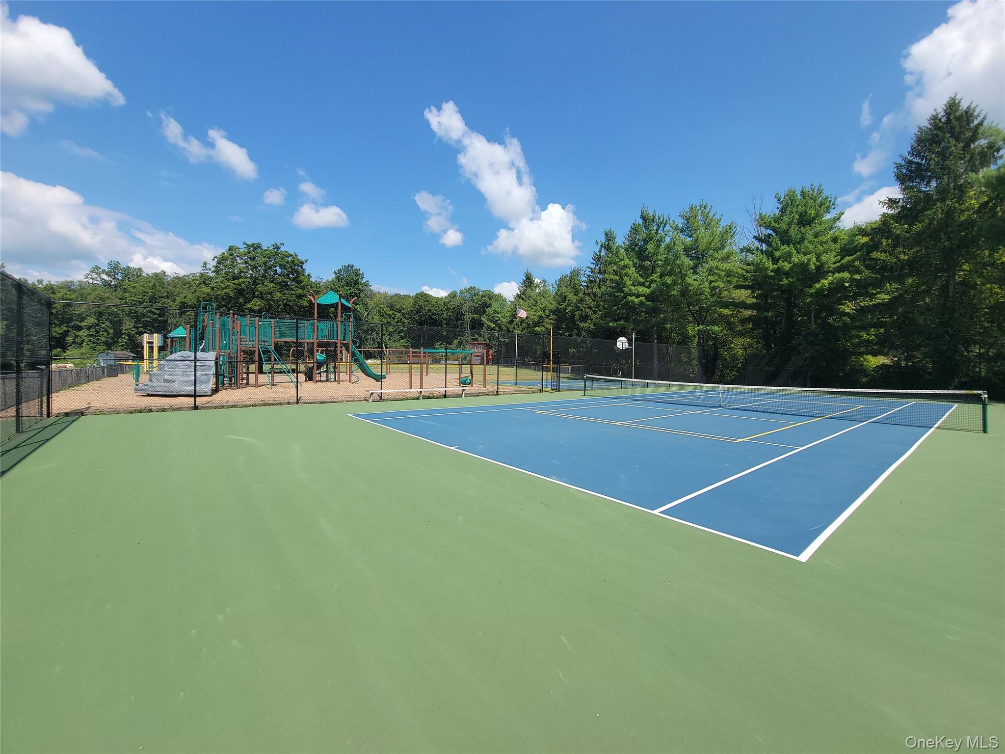 35 Deer Path Road, Tuxedo Park, NY 10987