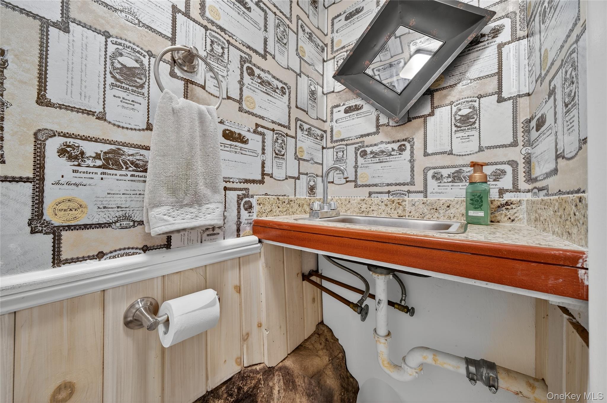 35 Deer Path Road, Tuxedo Park, NY 10987