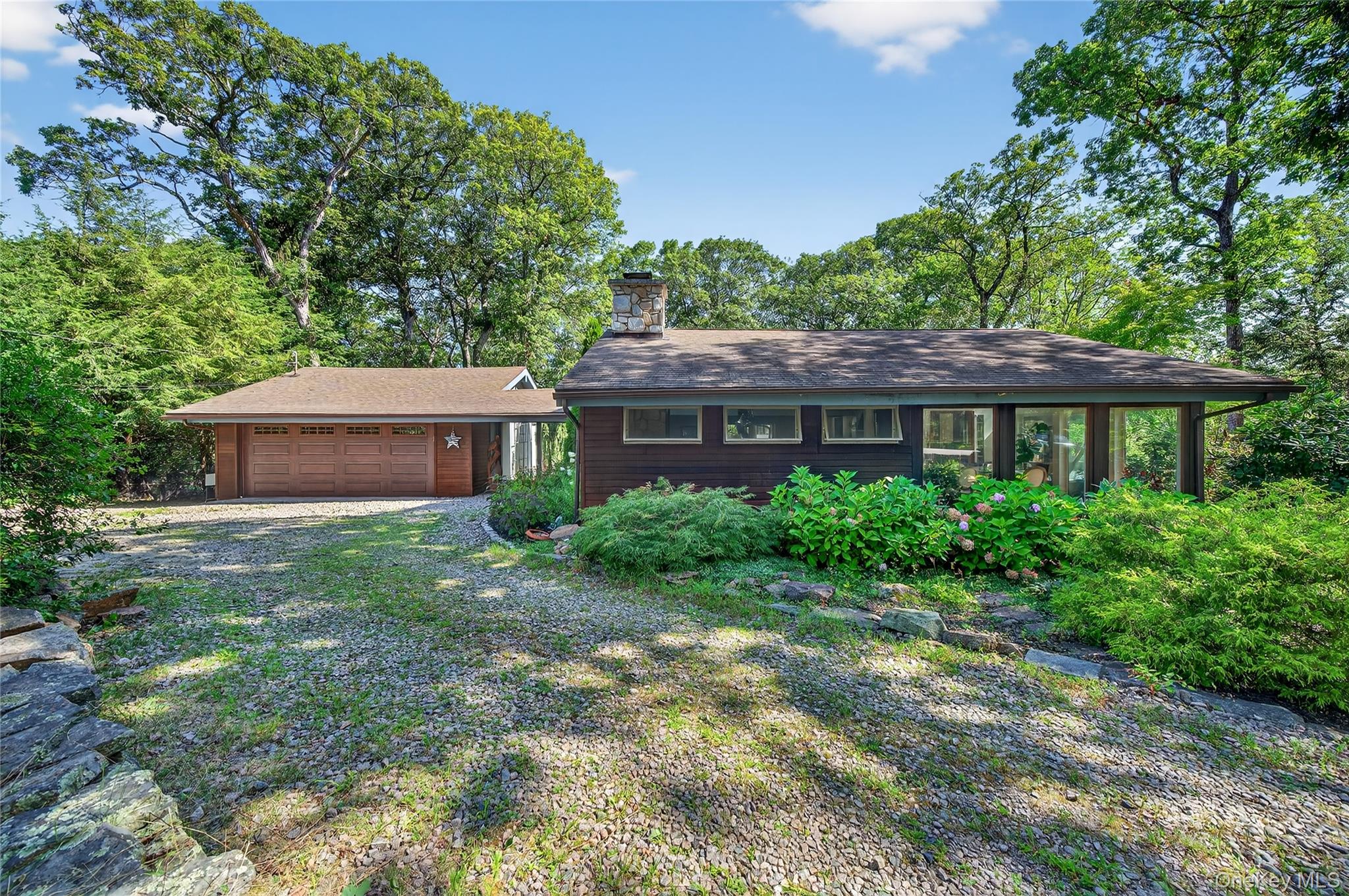 35 Deer Path Road, Tuxedo Park, NY 10987