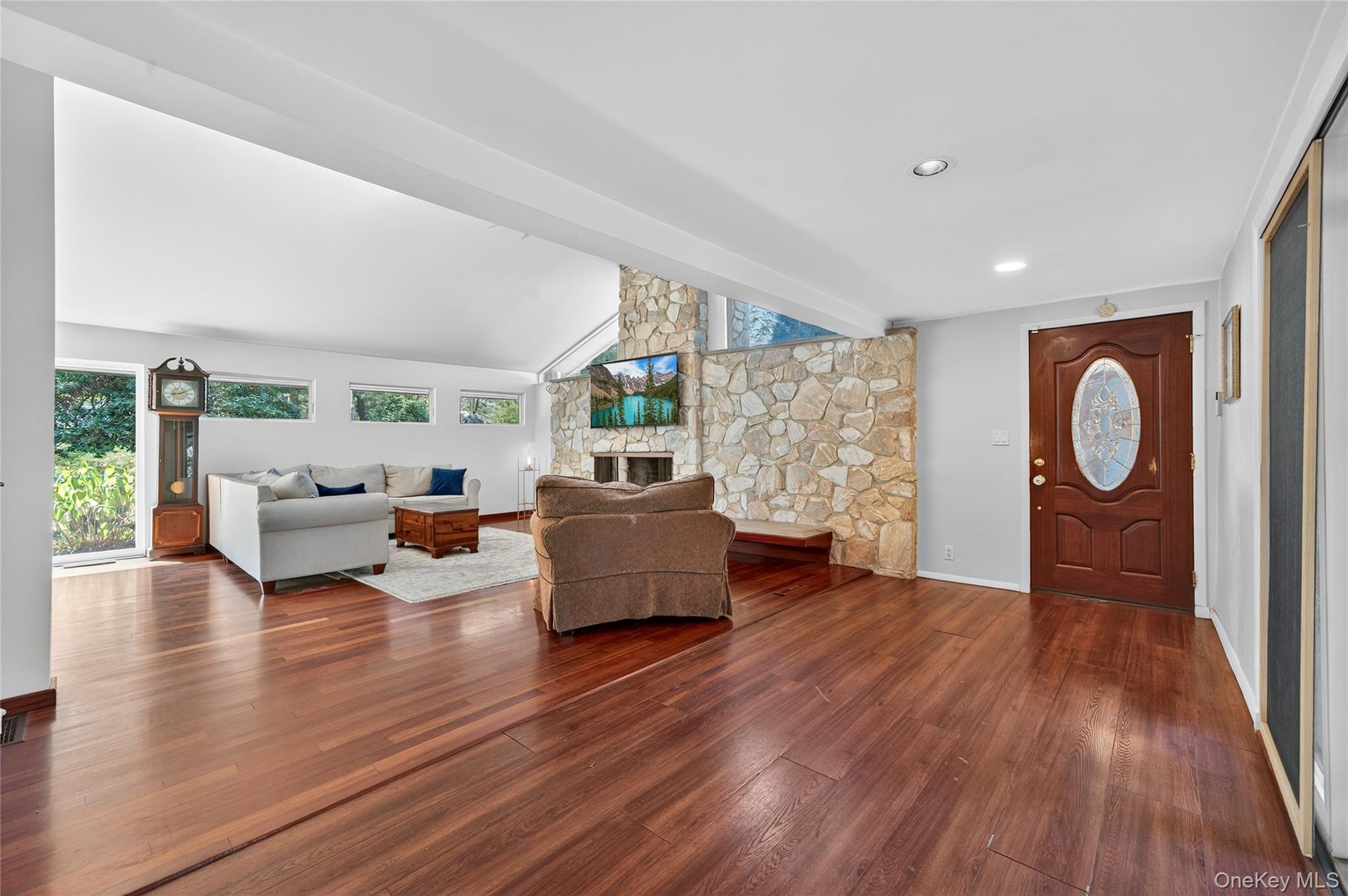 35 Deer Path Road, Tuxedo Park, NY 10987