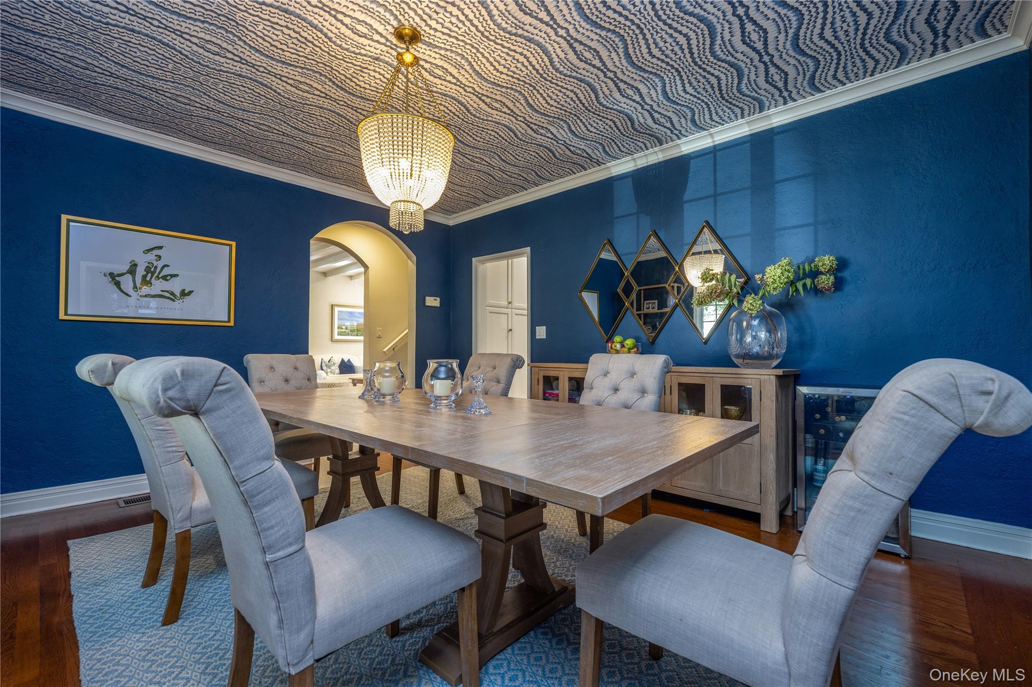 209 Pondfield Road W, Bronxville, NY 10708