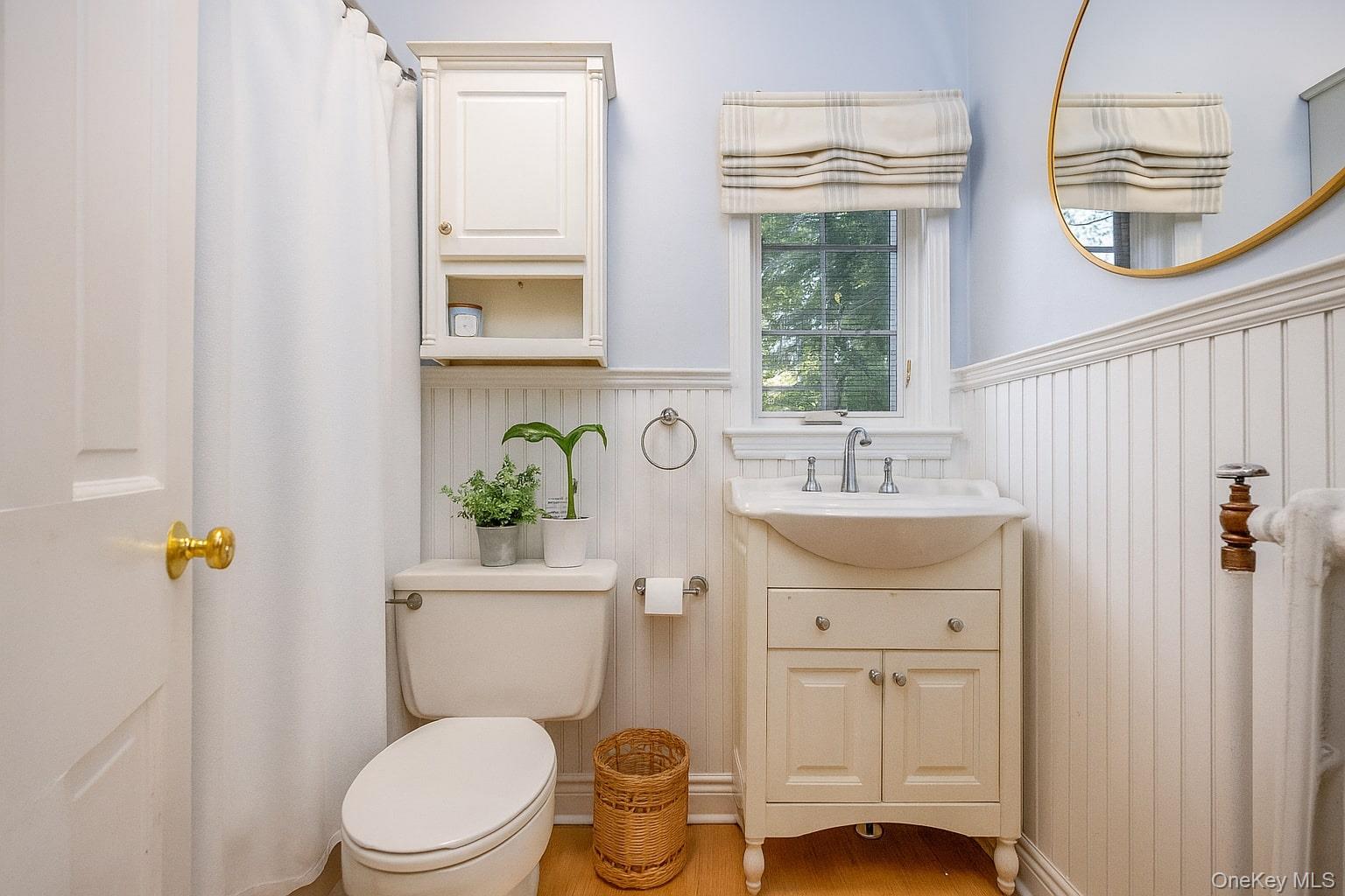 209 Pondfield Road W, Bronxville, NY 10708