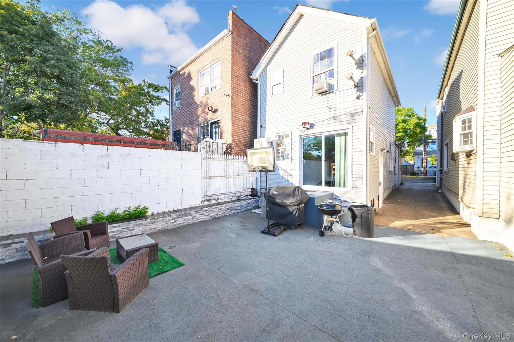 8812 Albert Road, Jamaica, NY 11417