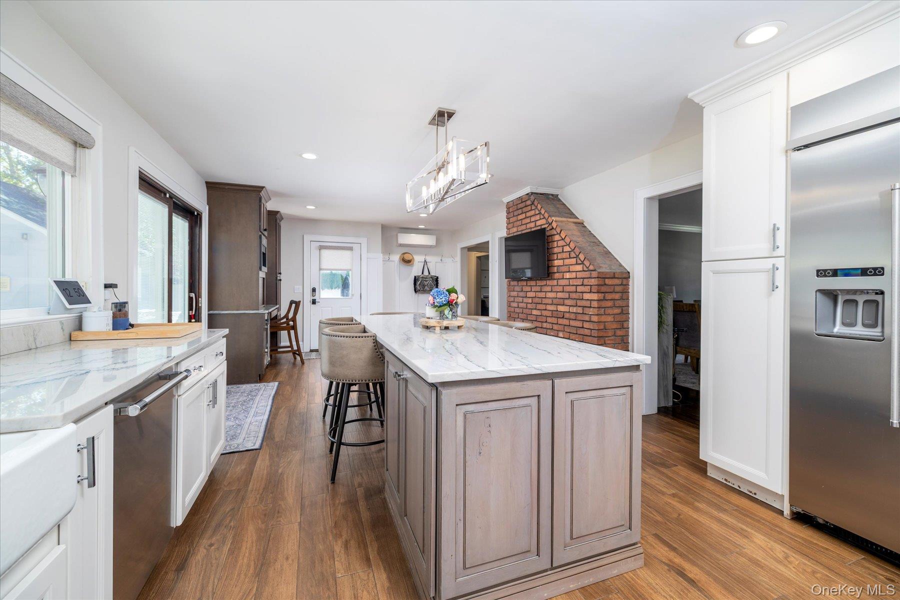 11 S Marion Place, Rockville Centre, NY 11570