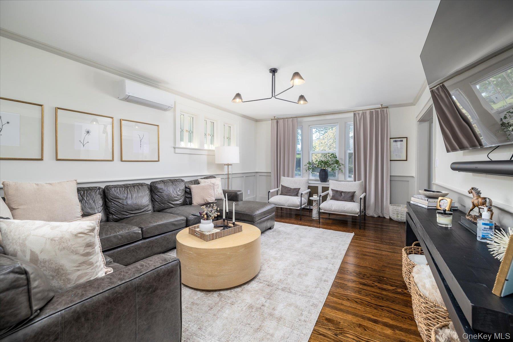 11 S Marion Place, Rockville Centre, NY 11570