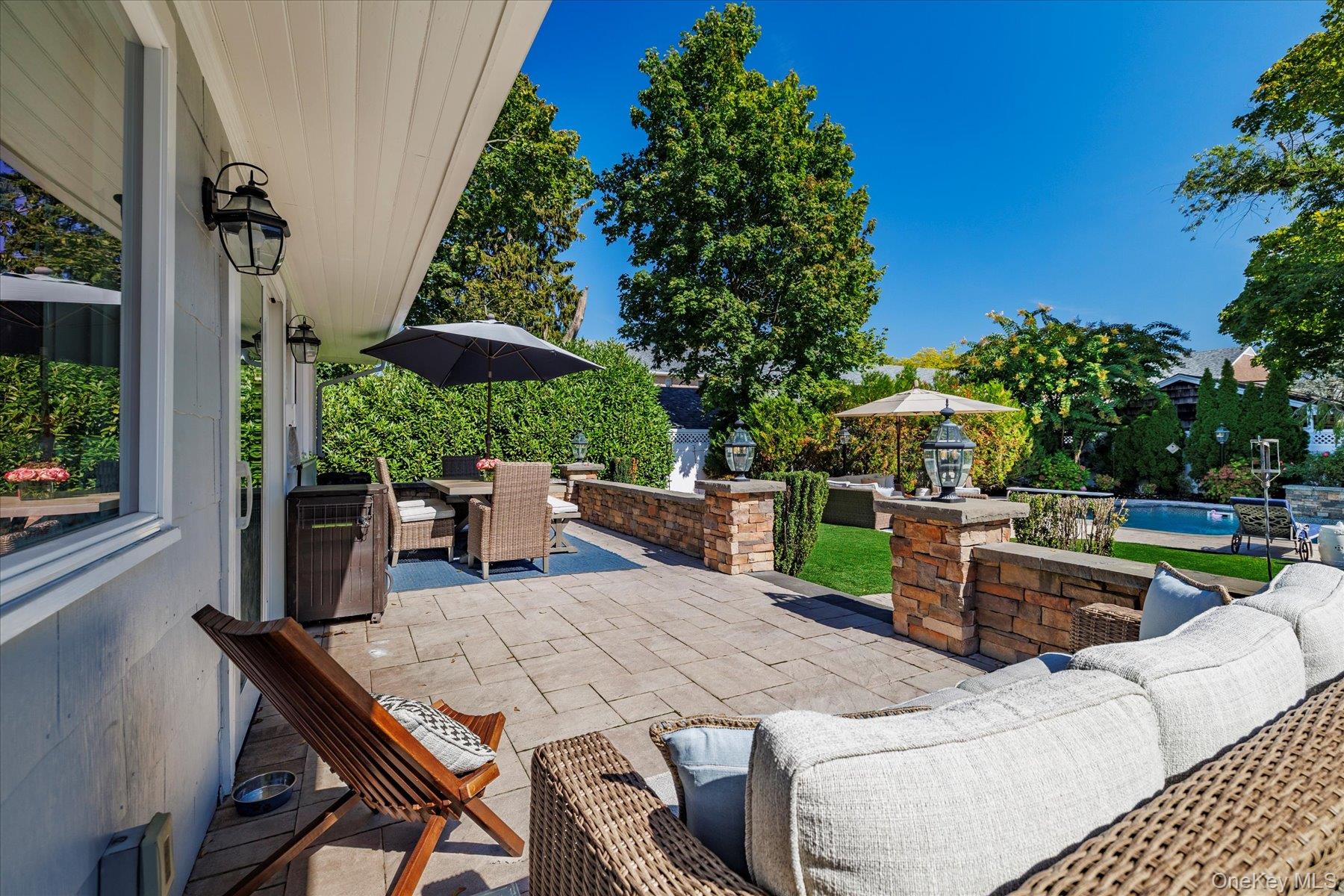 11 S Marion Place, Rockville Centre, NY 11570