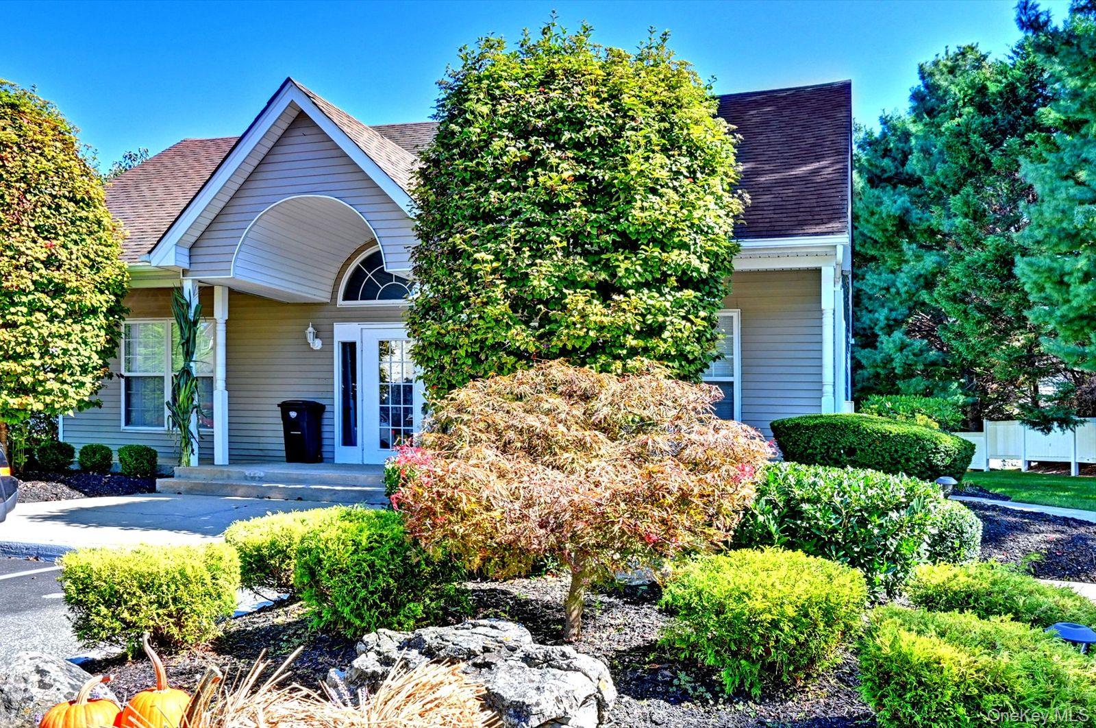 410 Mystic Way, Bay Shore, NY 11706