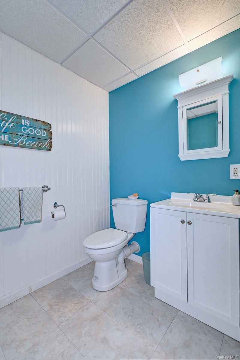 410 Mystic Way, Bay Shore, NY 11706