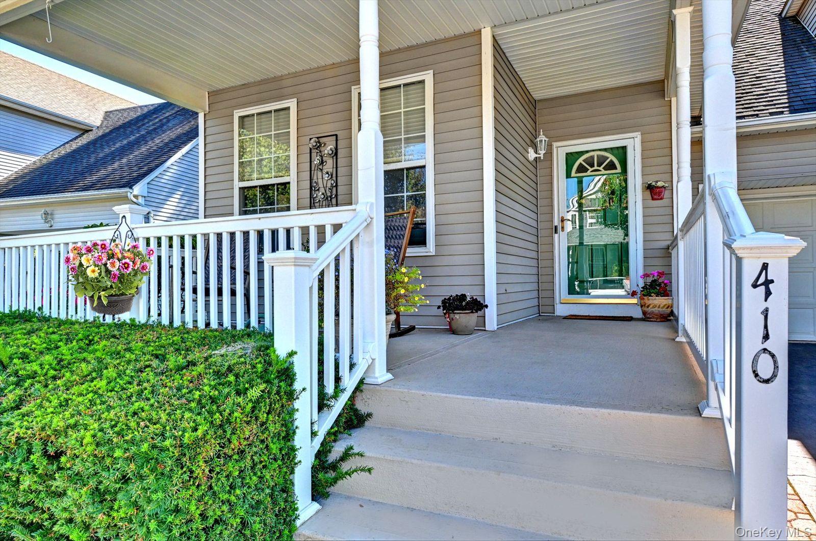 410 Mystic Way, Bay Shore, NY 11706