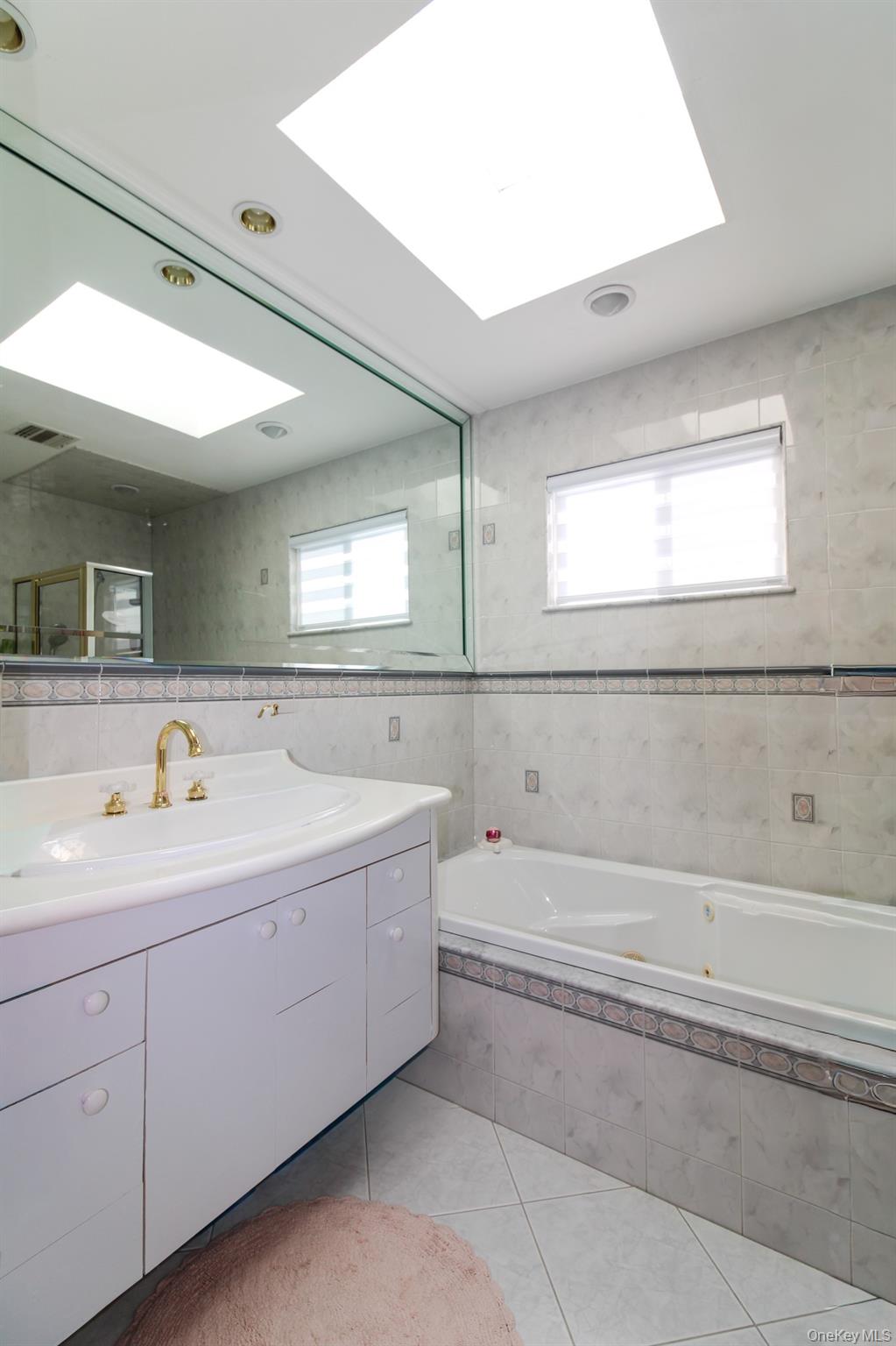 158 Camden Avenue, Staten Island, NY 10309