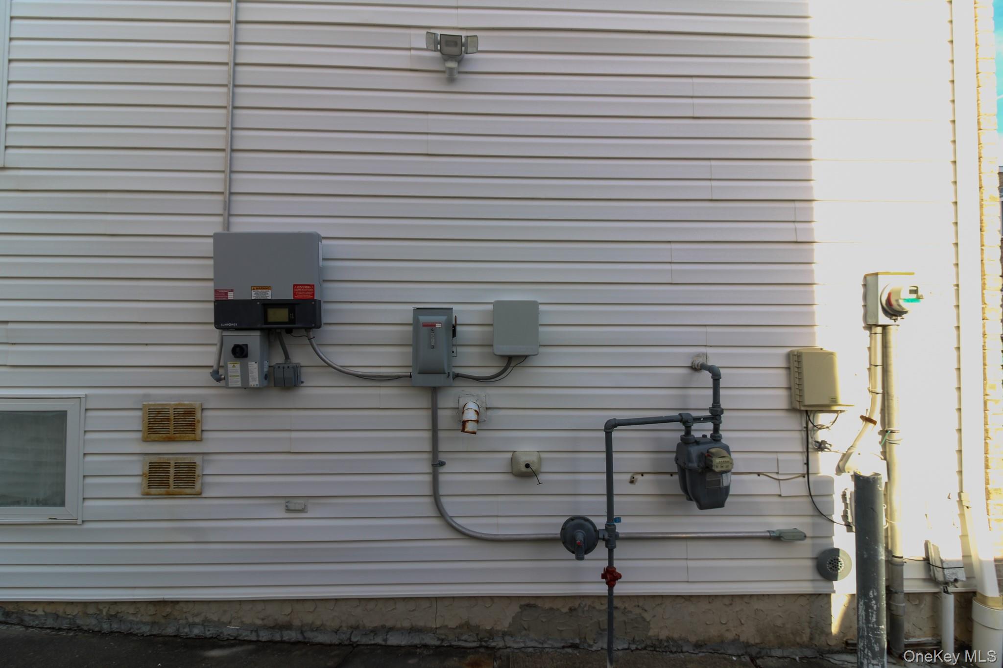 158 Camden Avenue, Staten Island, NY 10309