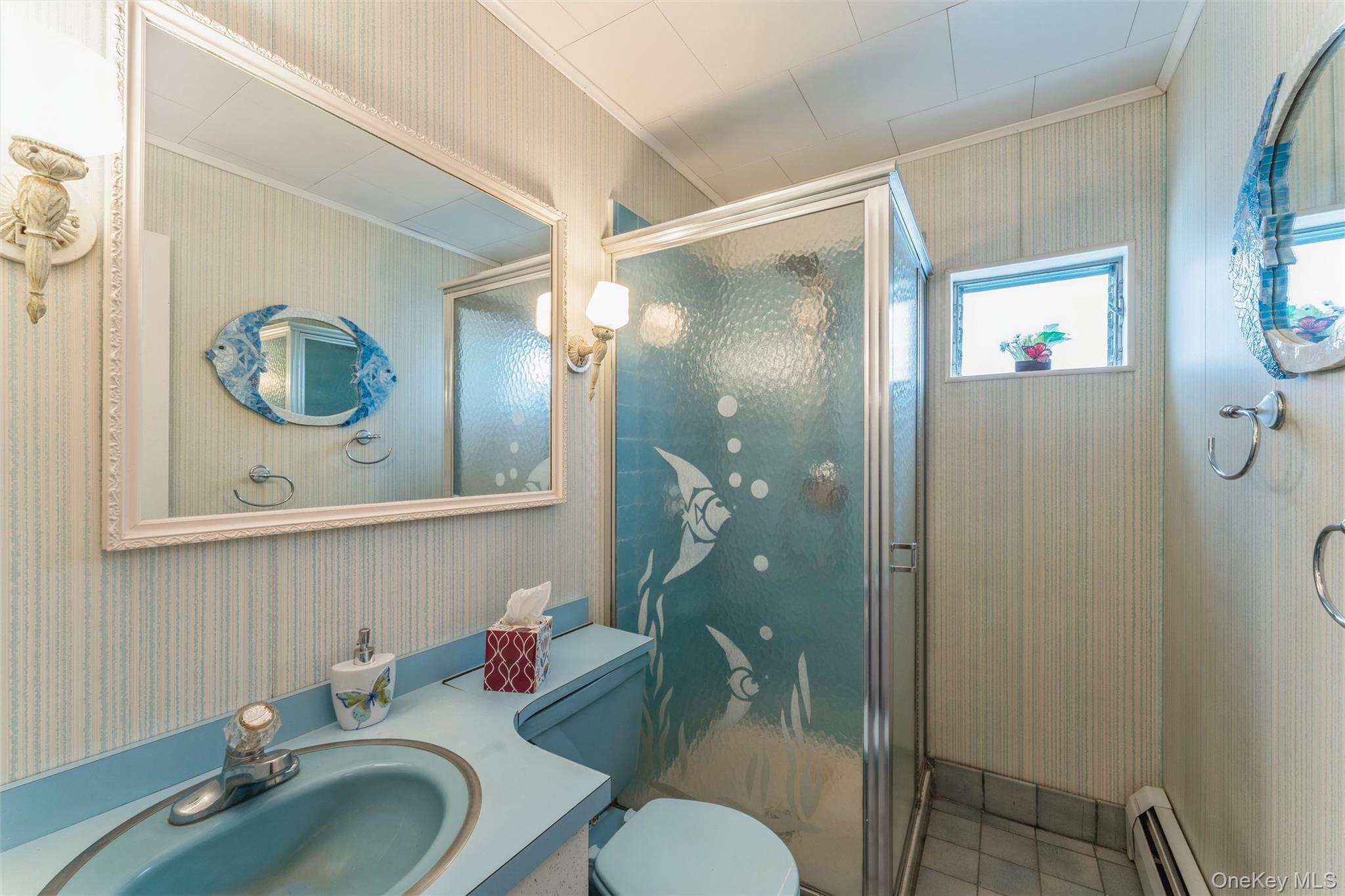 596 Foch Boulevard, Williston Park, NY 11596