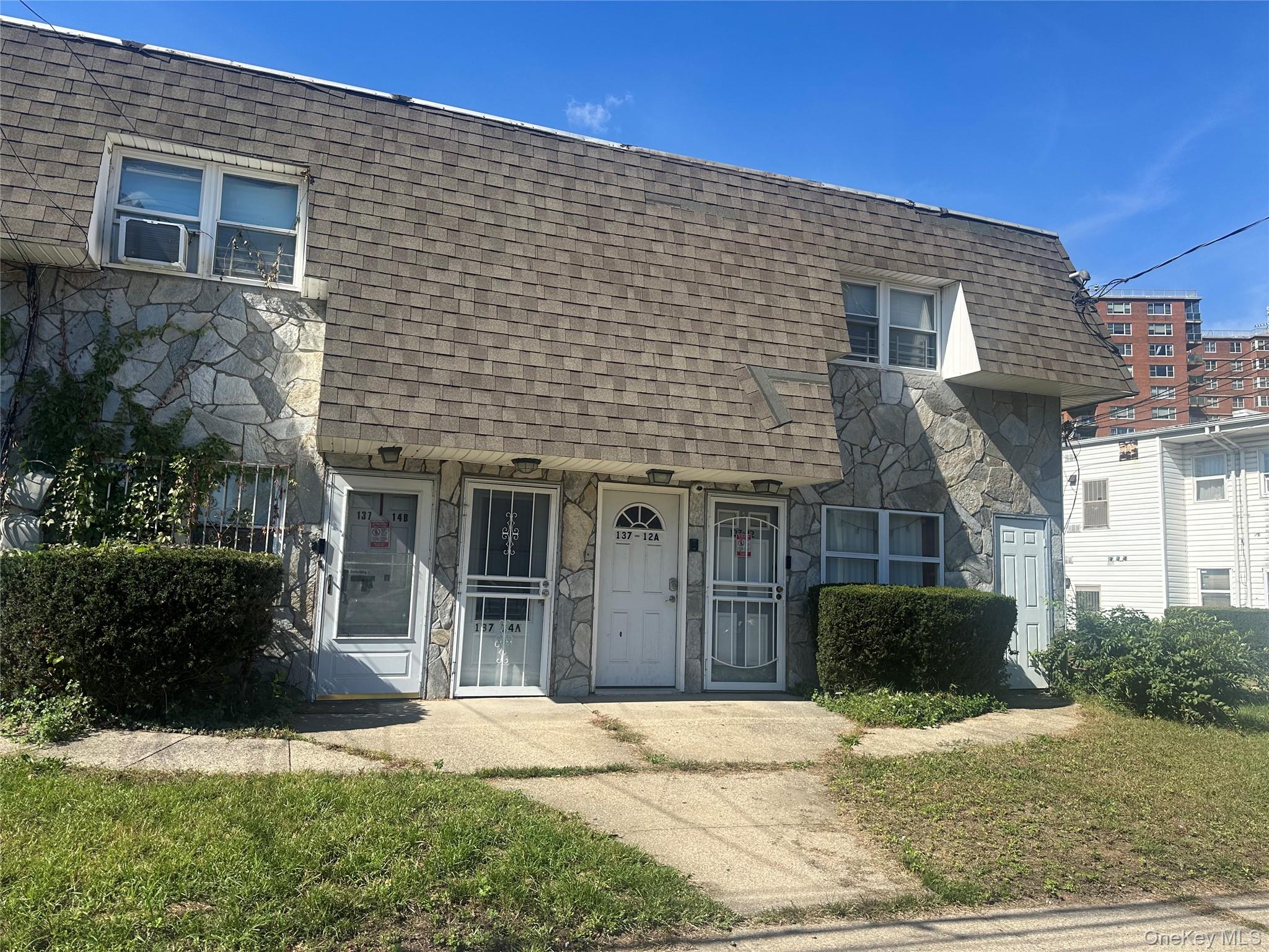 137-14 167 Street # A, Jamaica, NY 11434