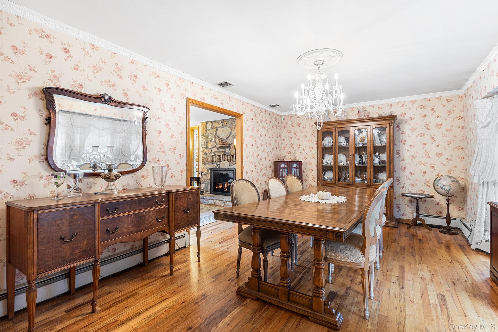 8 Barry Lane, Mount Sinai, NY 11766