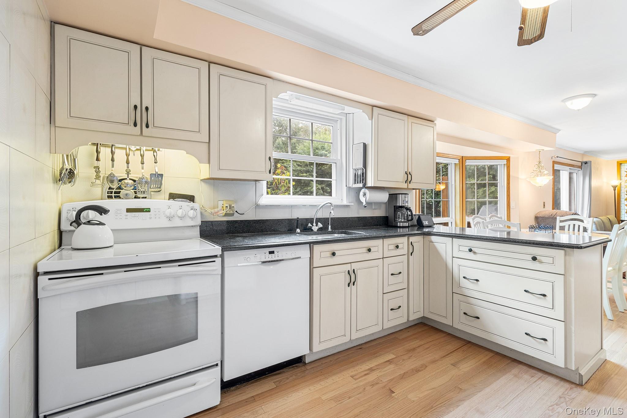 8 Barry Lane, Mount Sinai, NY 11766