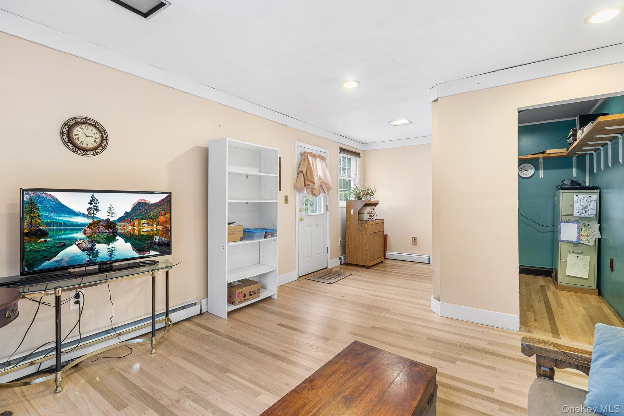 8 Barry Lane, Mount Sinai, NY 11766