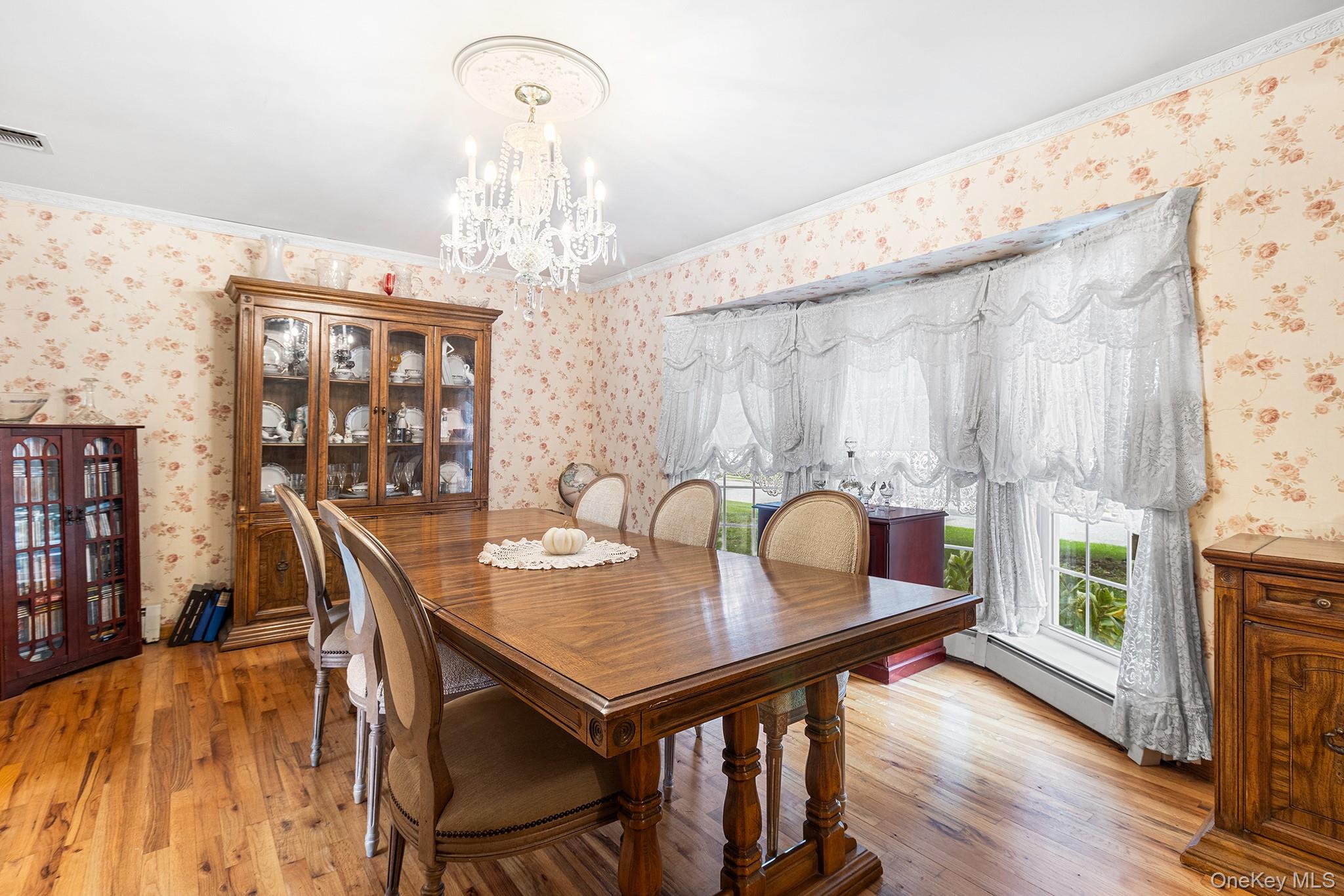 8 Barry Lane, Mount Sinai, NY 11766