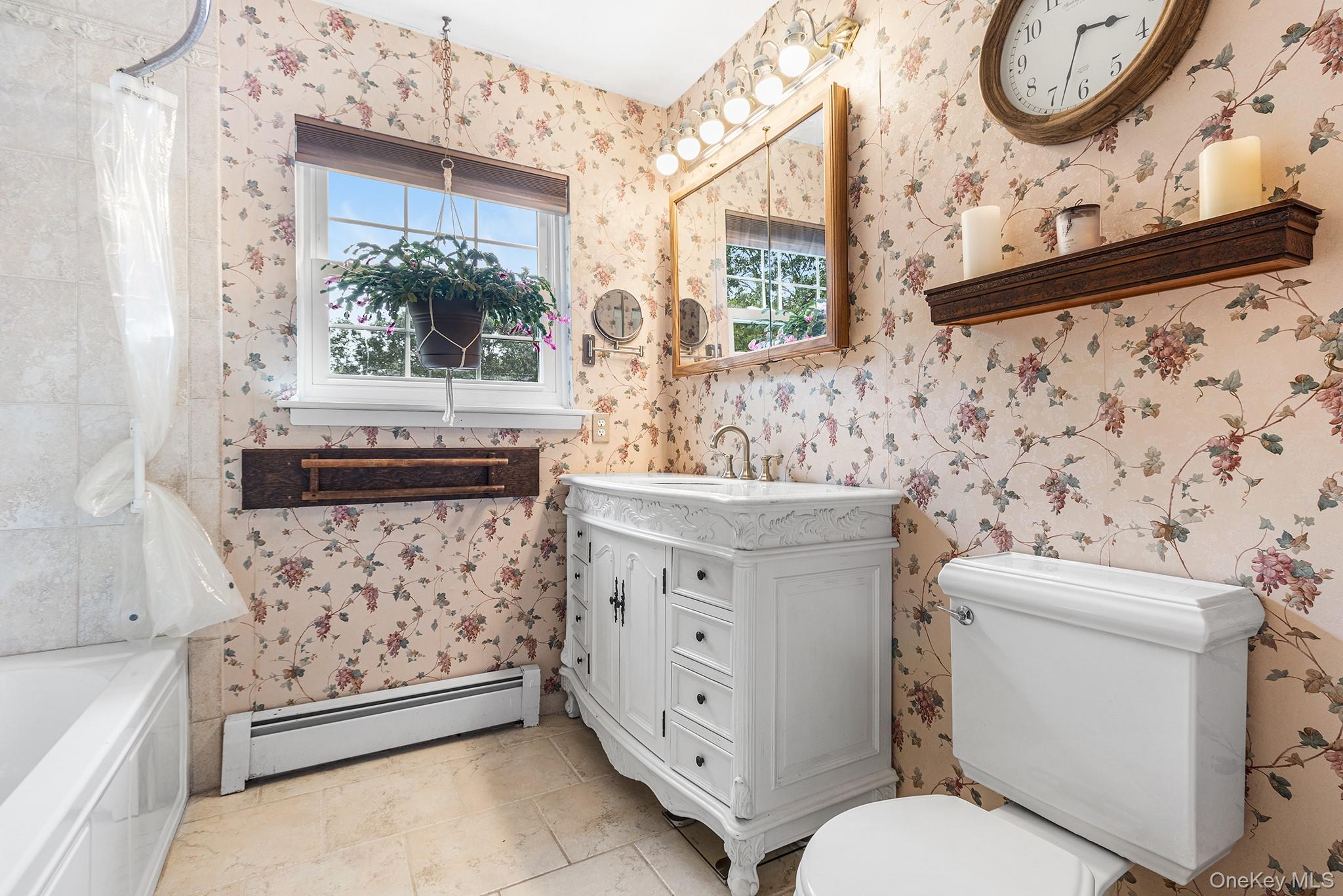 8 Barry Lane, Mount Sinai, NY 11766