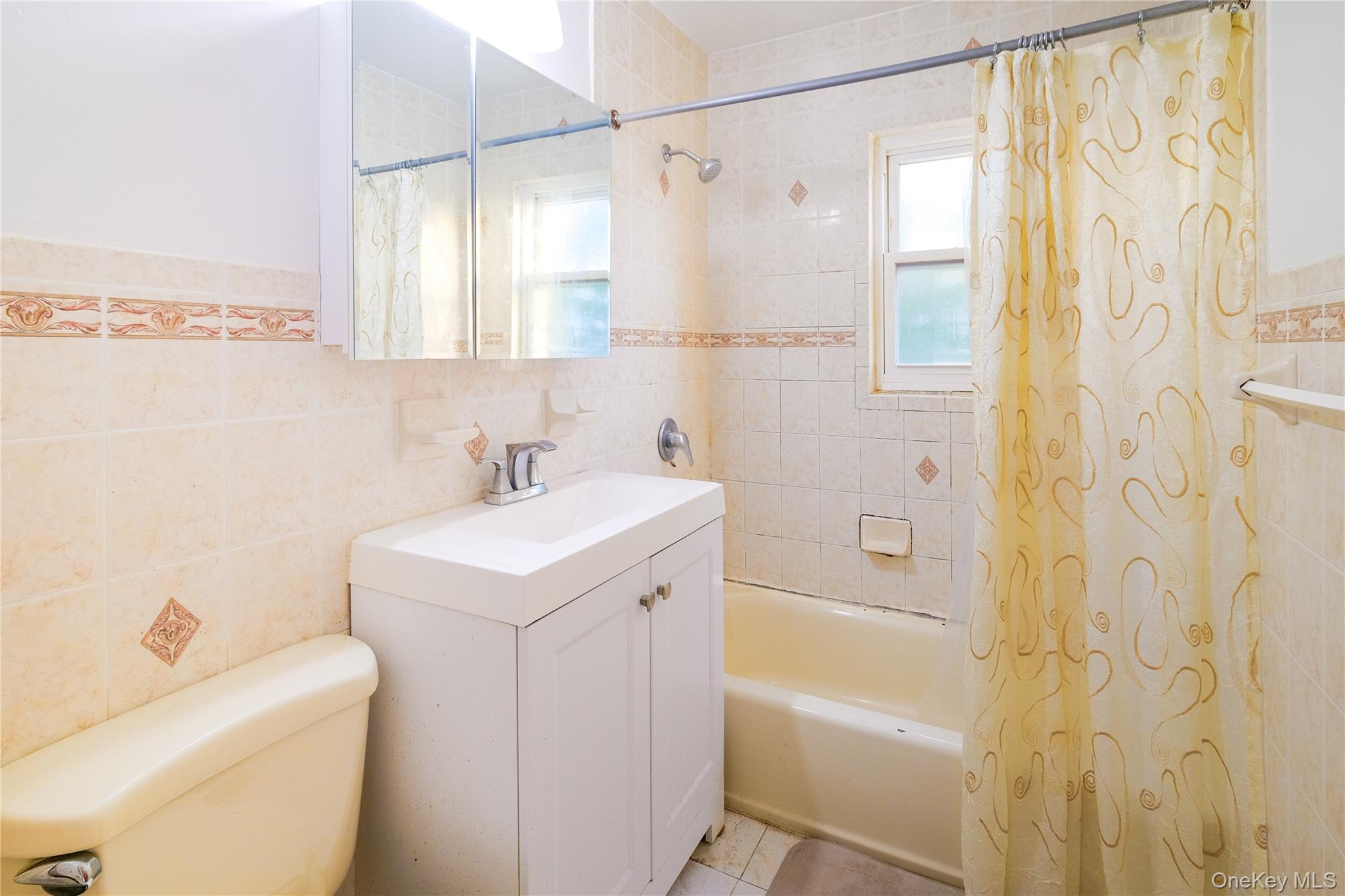 161 Stephenson Boulevard, New Rochelle, NY 10801