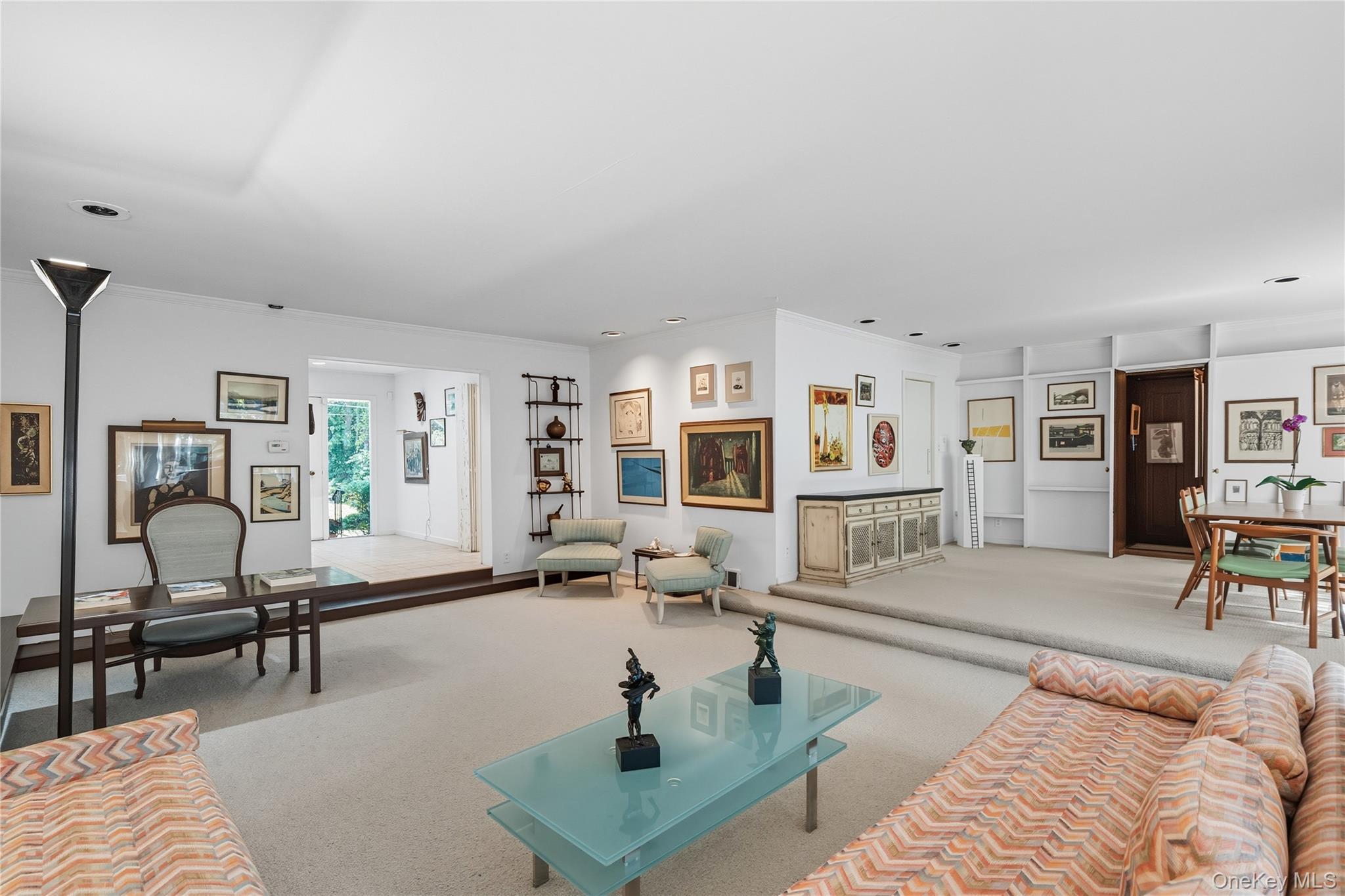 62 The Hemlocks, Roslyn Estates, NY 11576