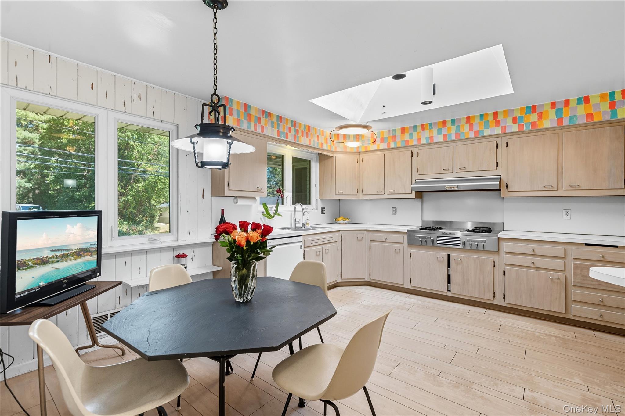 62 The Hemlocks, Roslyn Estates, NY 11576