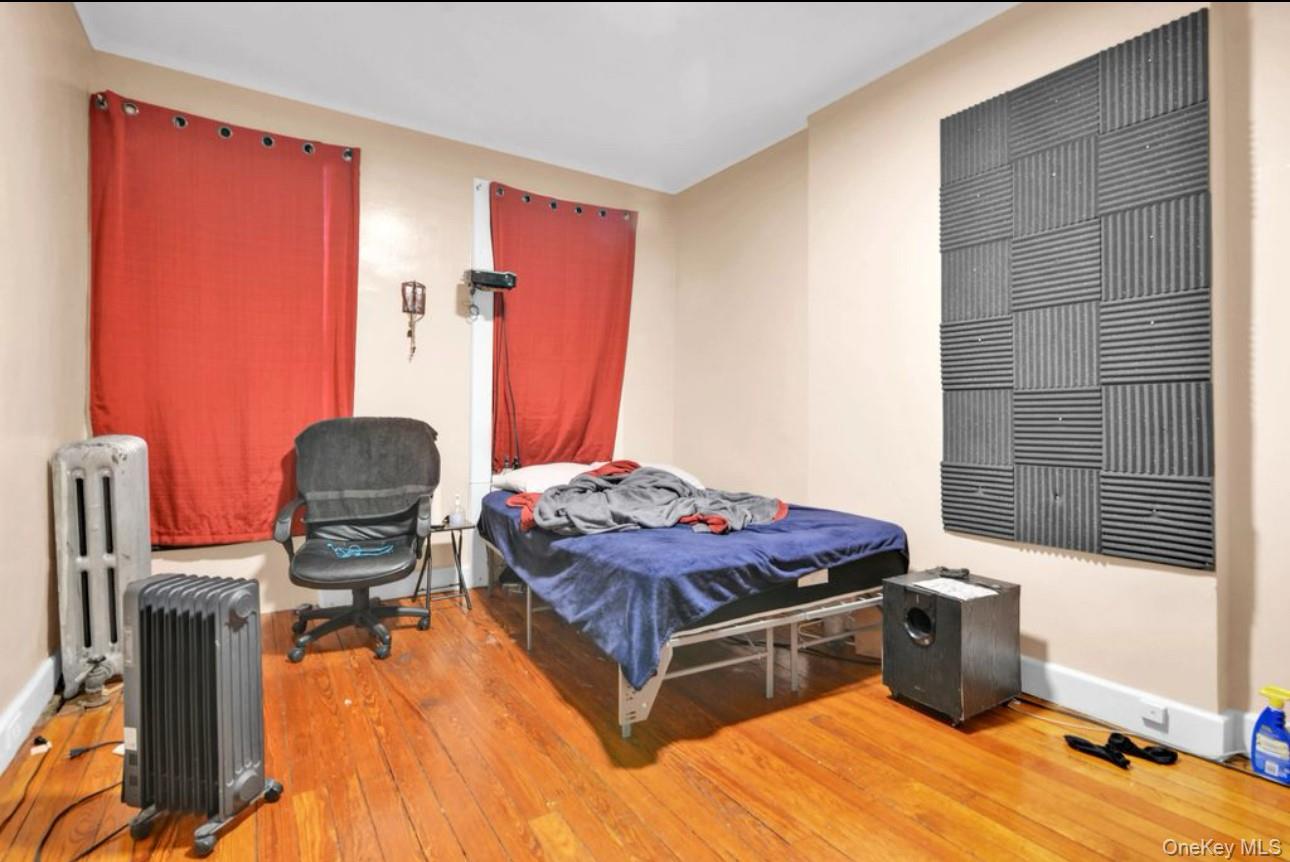 88-22 85th Street, Woodhaven, NY 11421