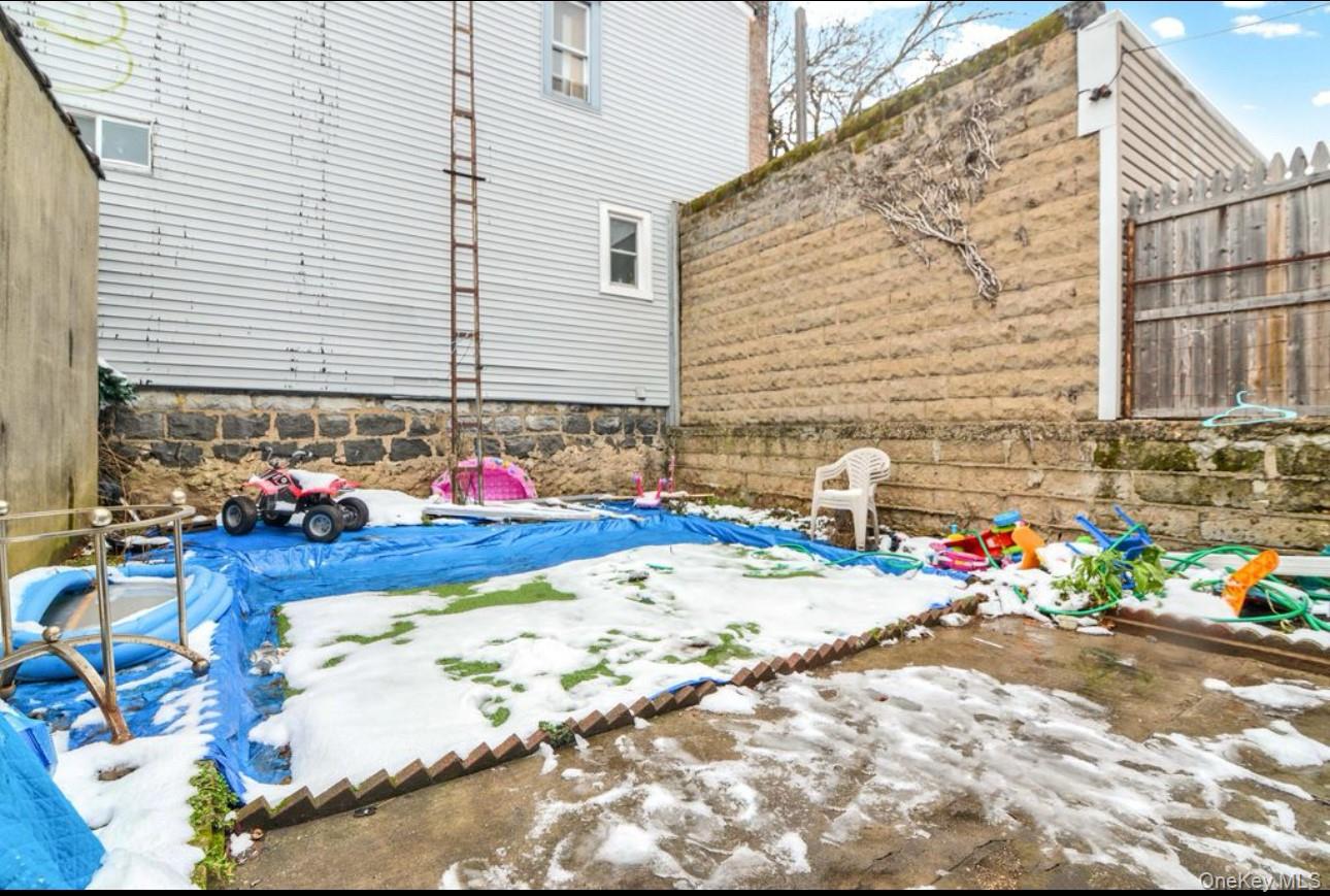 88-22 85th Street, Woodhaven, NY 11421