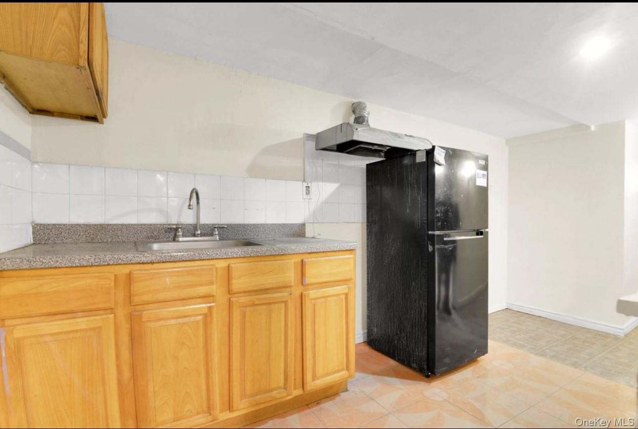 88-22 85th Street, Woodhaven, NY 11421