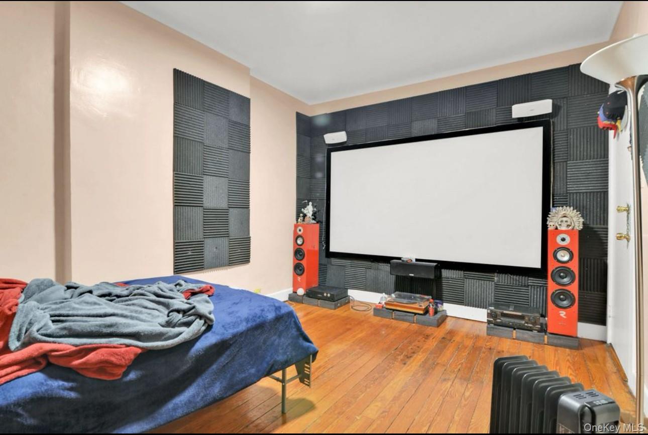 88-22 85th Street, Woodhaven, NY 11421