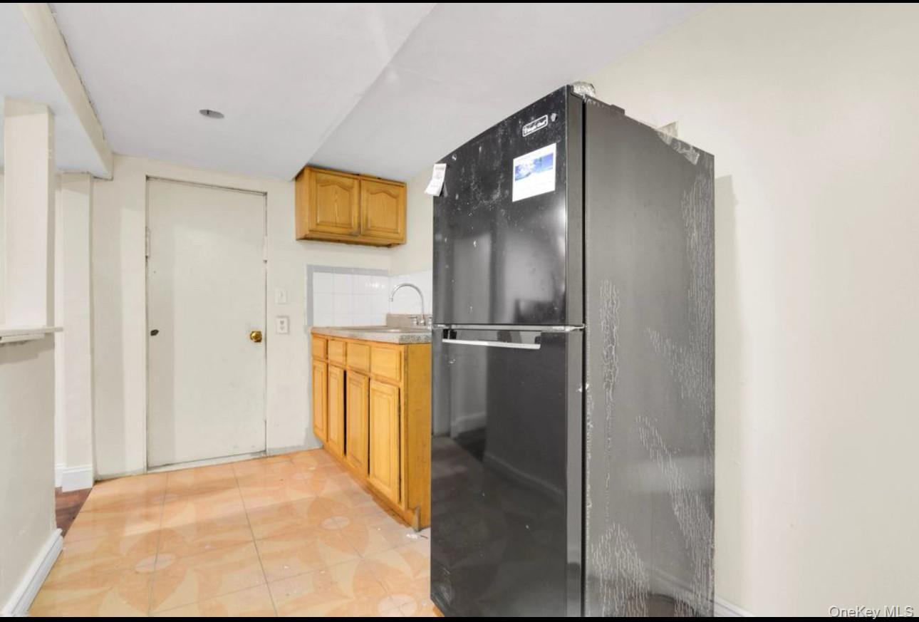 88-22 85th Street, Woodhaven, NY 11421