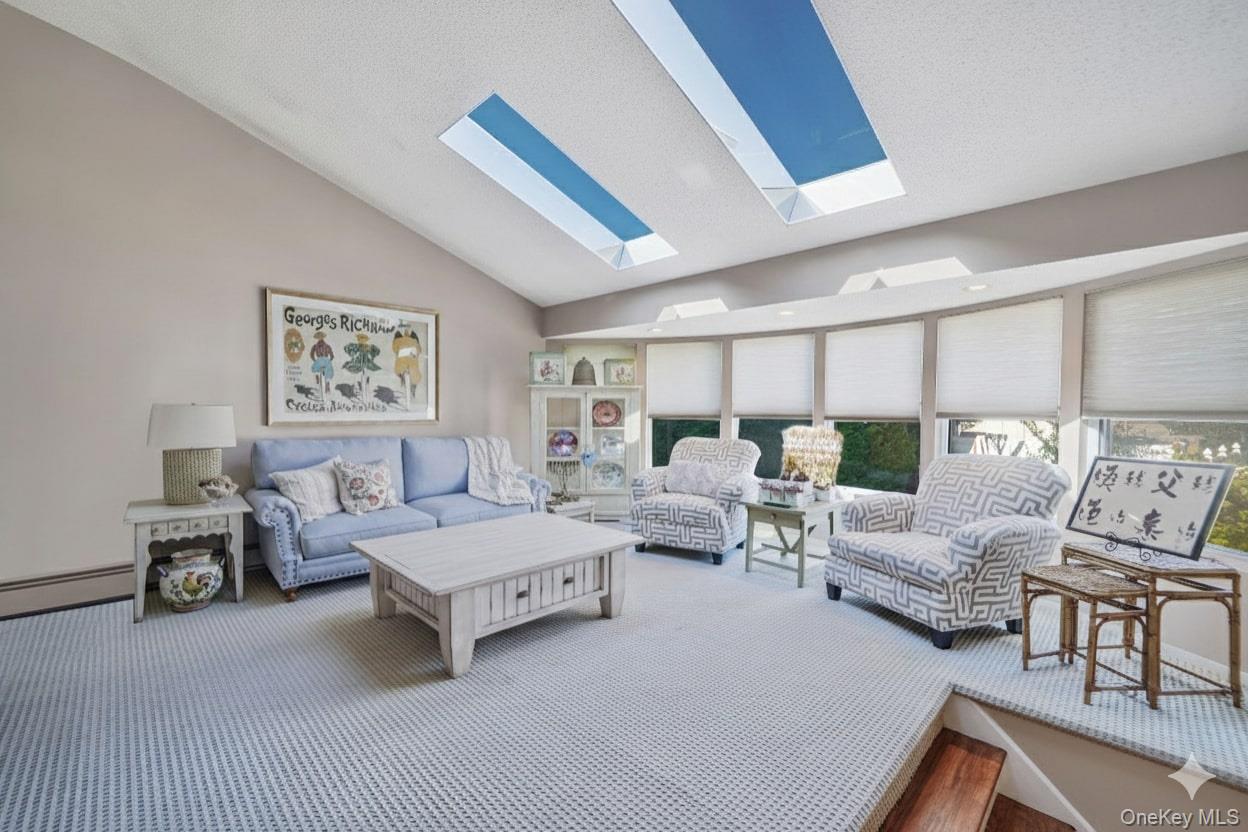 4000 Greentree Drive, Oceanside, NY 11572